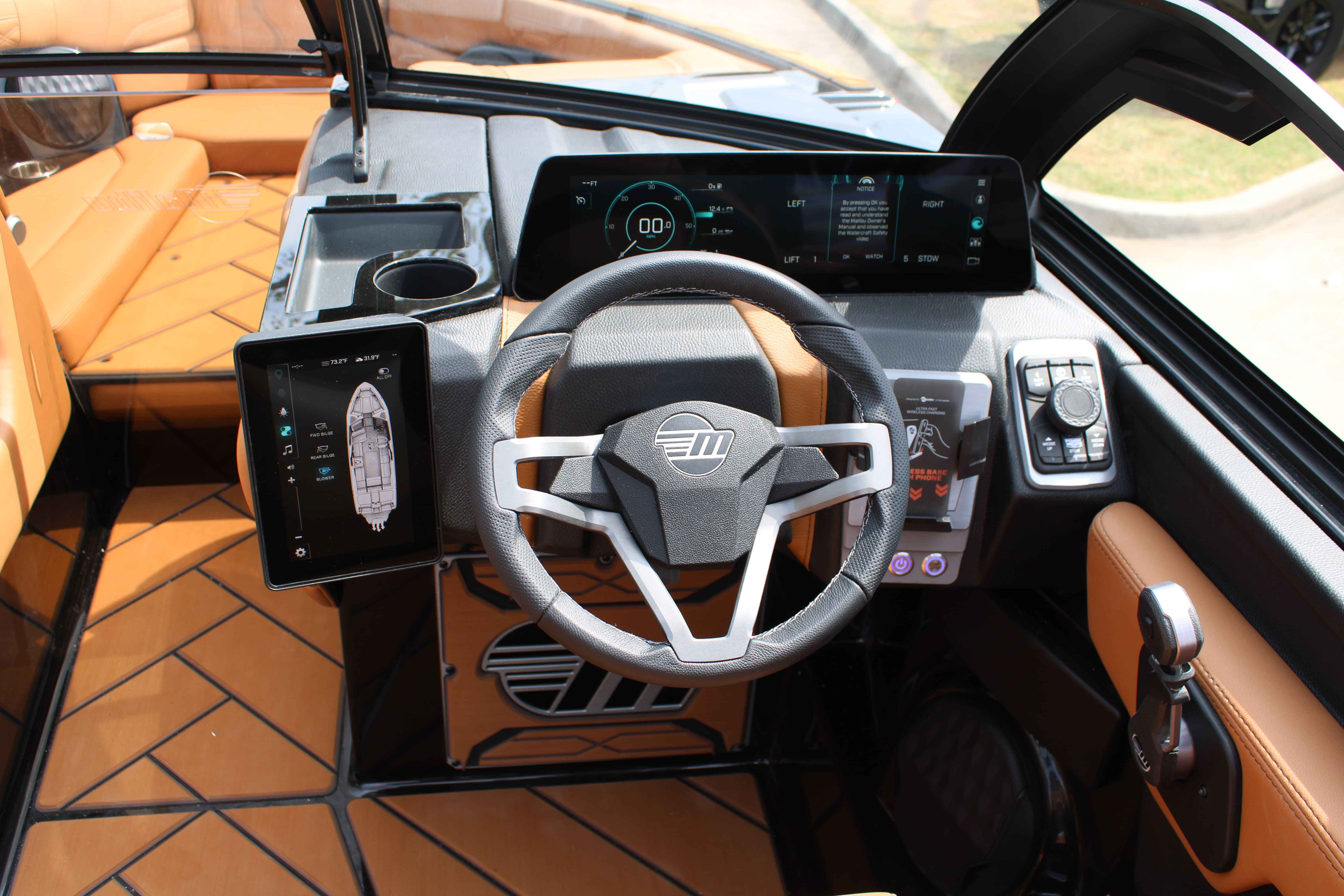 2026 Malibu Boats 26 LSV-13