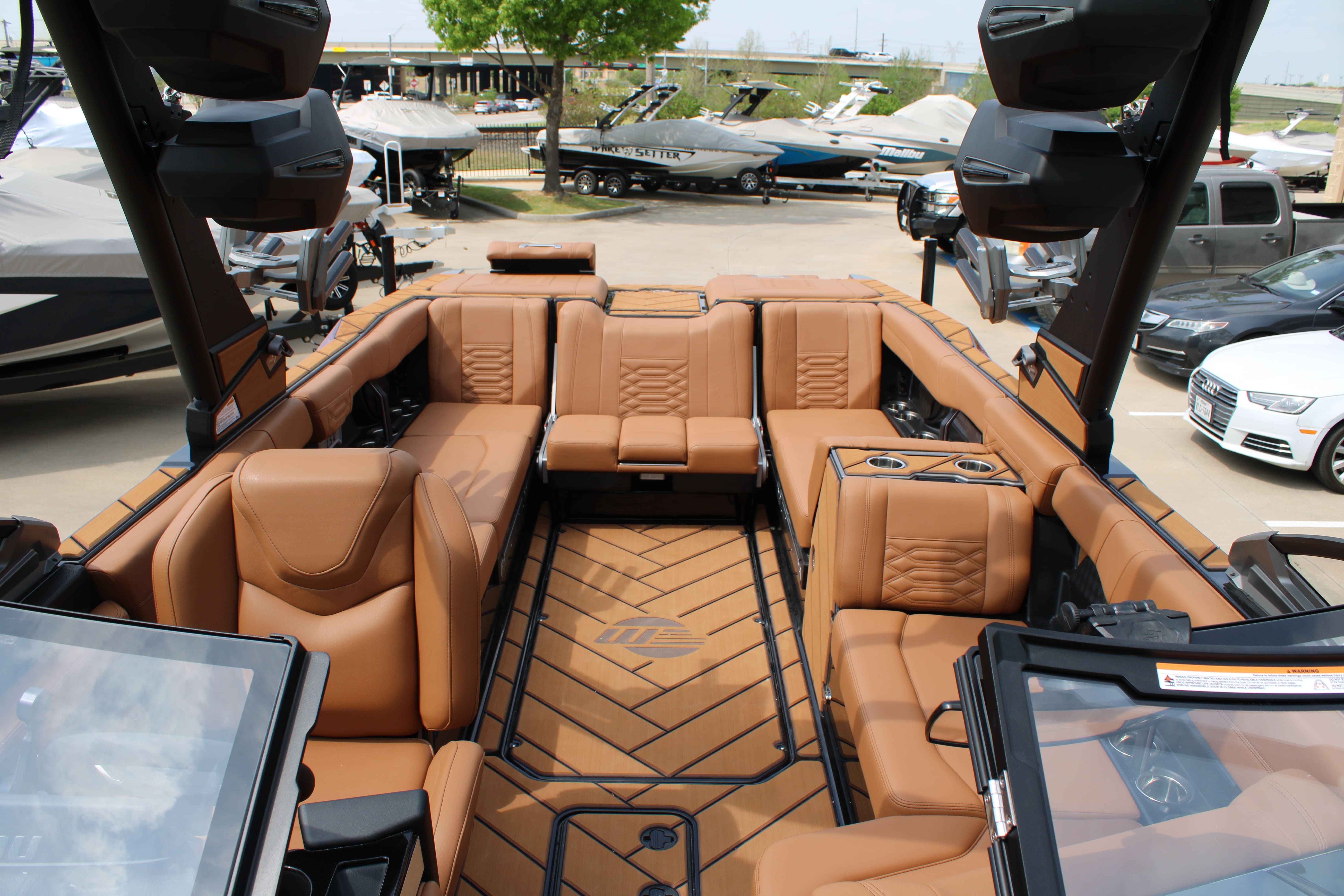 2026 Malibu Boats 26 LSV-15