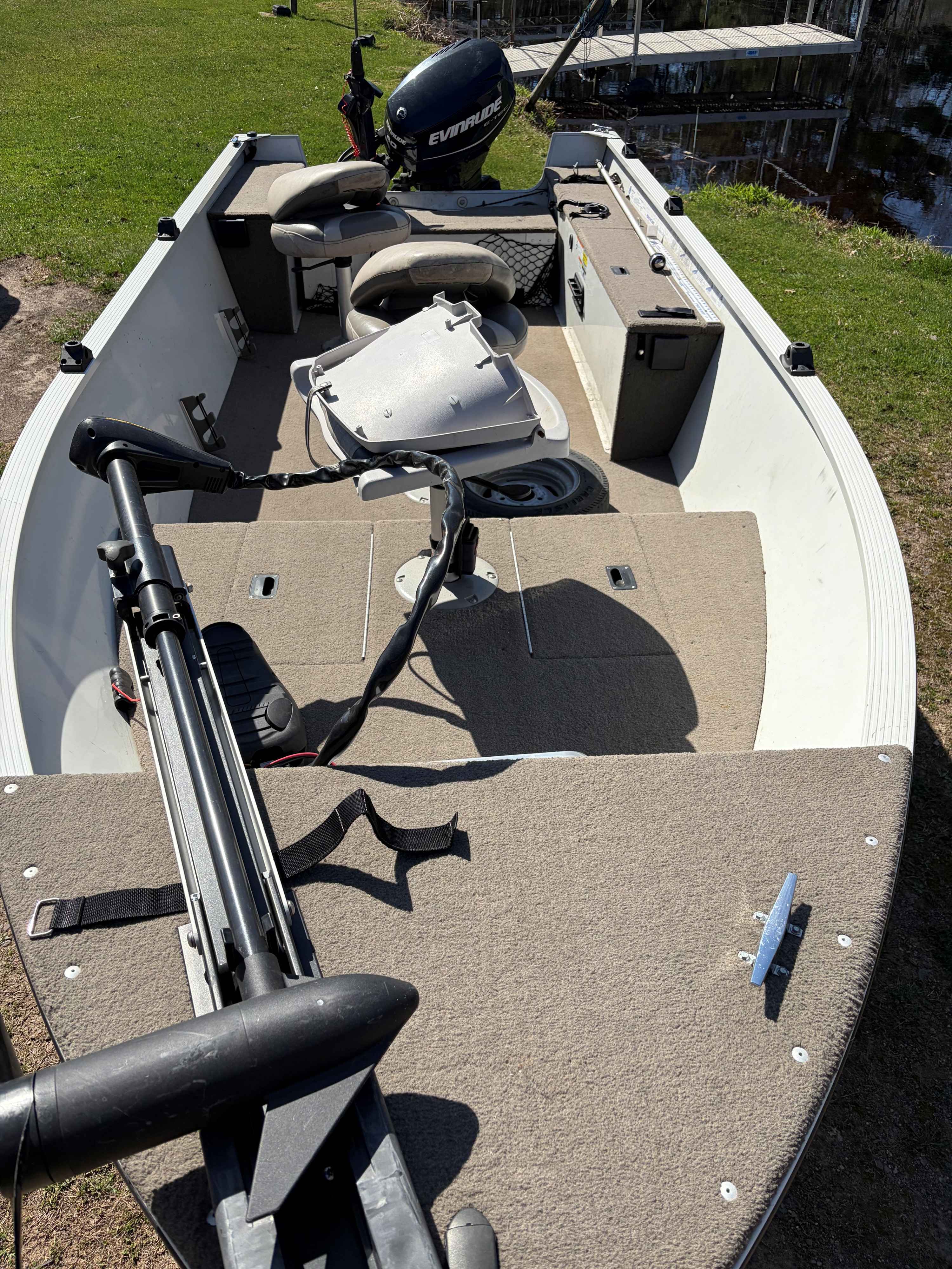 boat-carouselImage-image