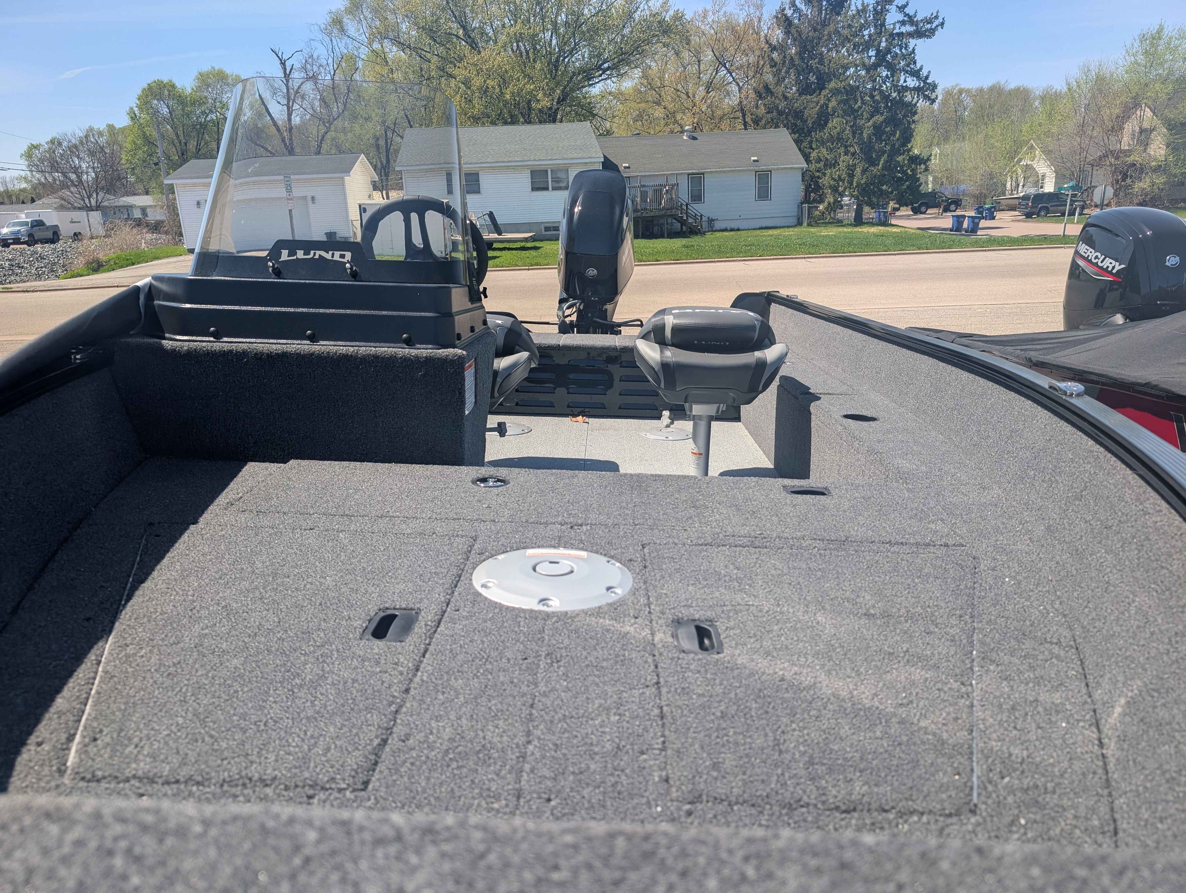 boat-carouselImage-image