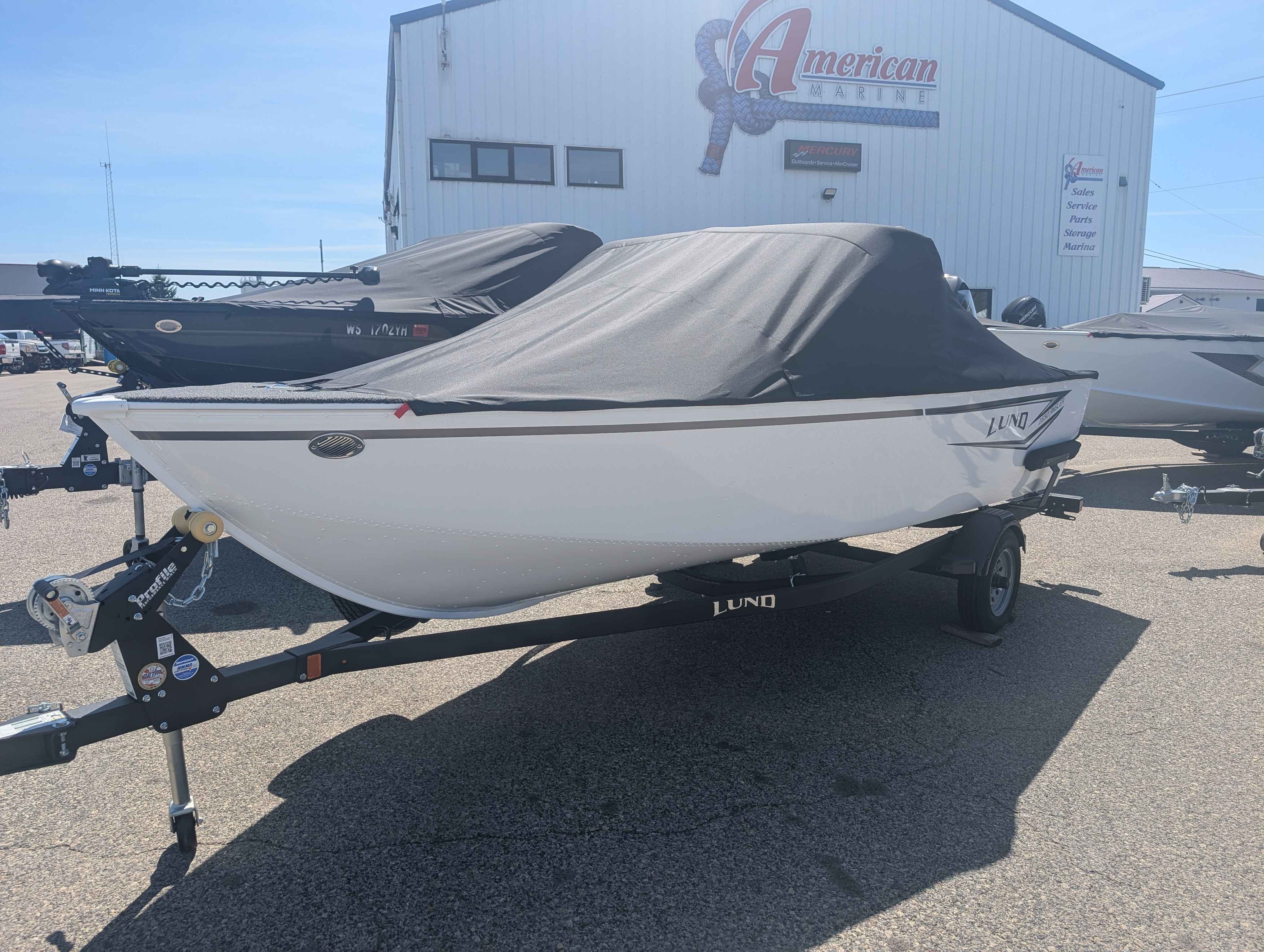 boat-carouselImage-image