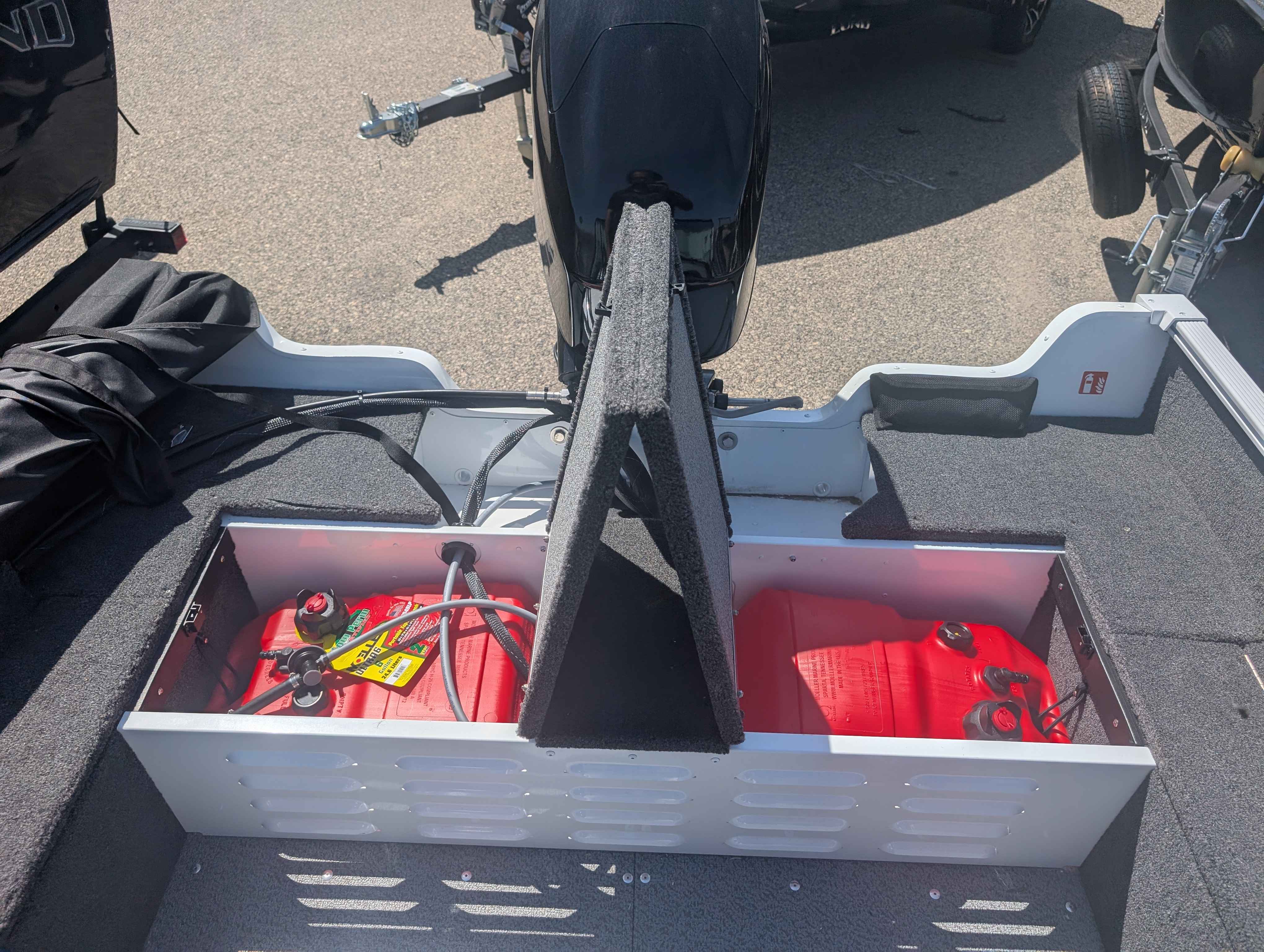 boat-carouselImage-image