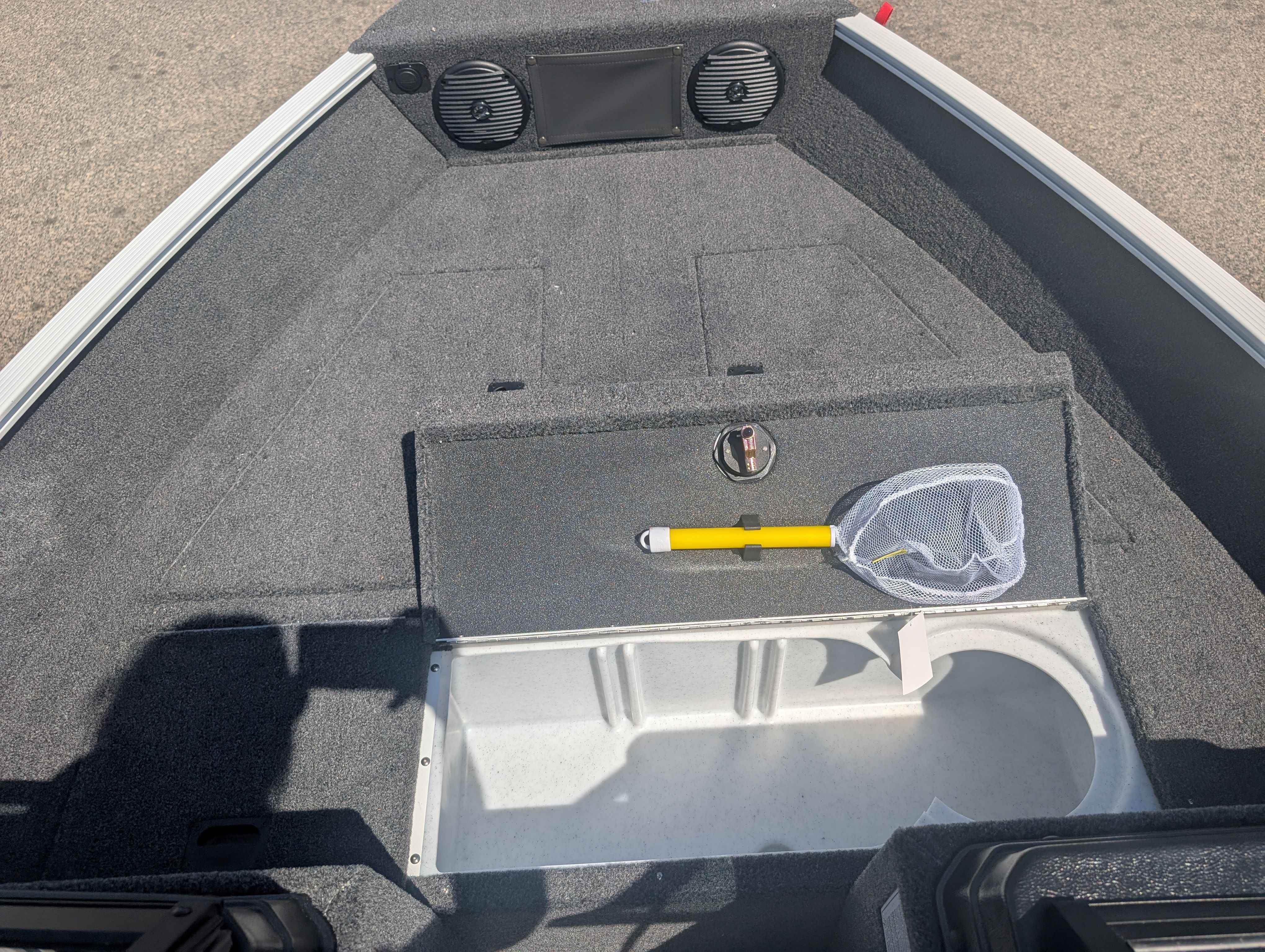 boat-carouselImage-image