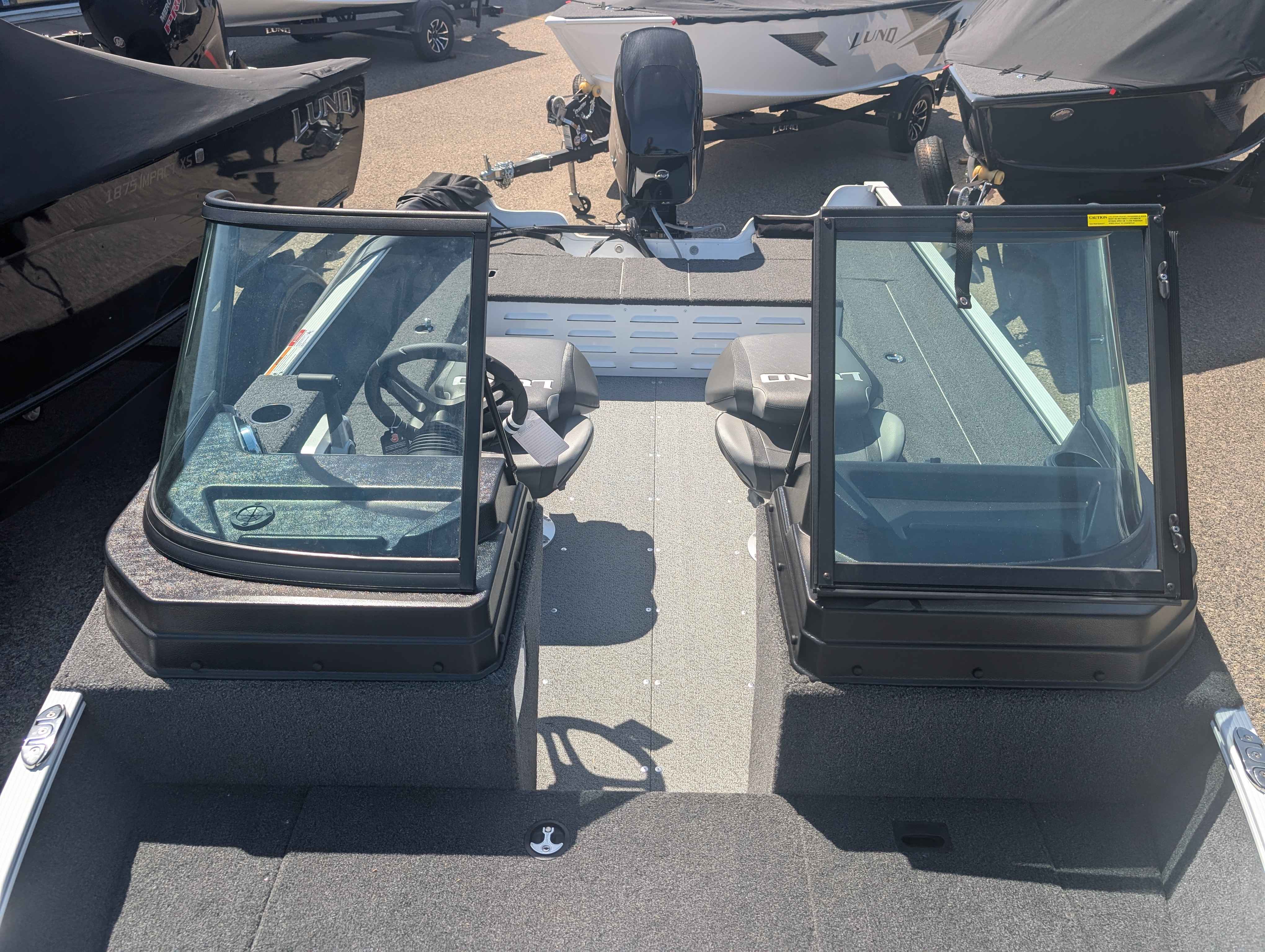 boat-carouselImage-image