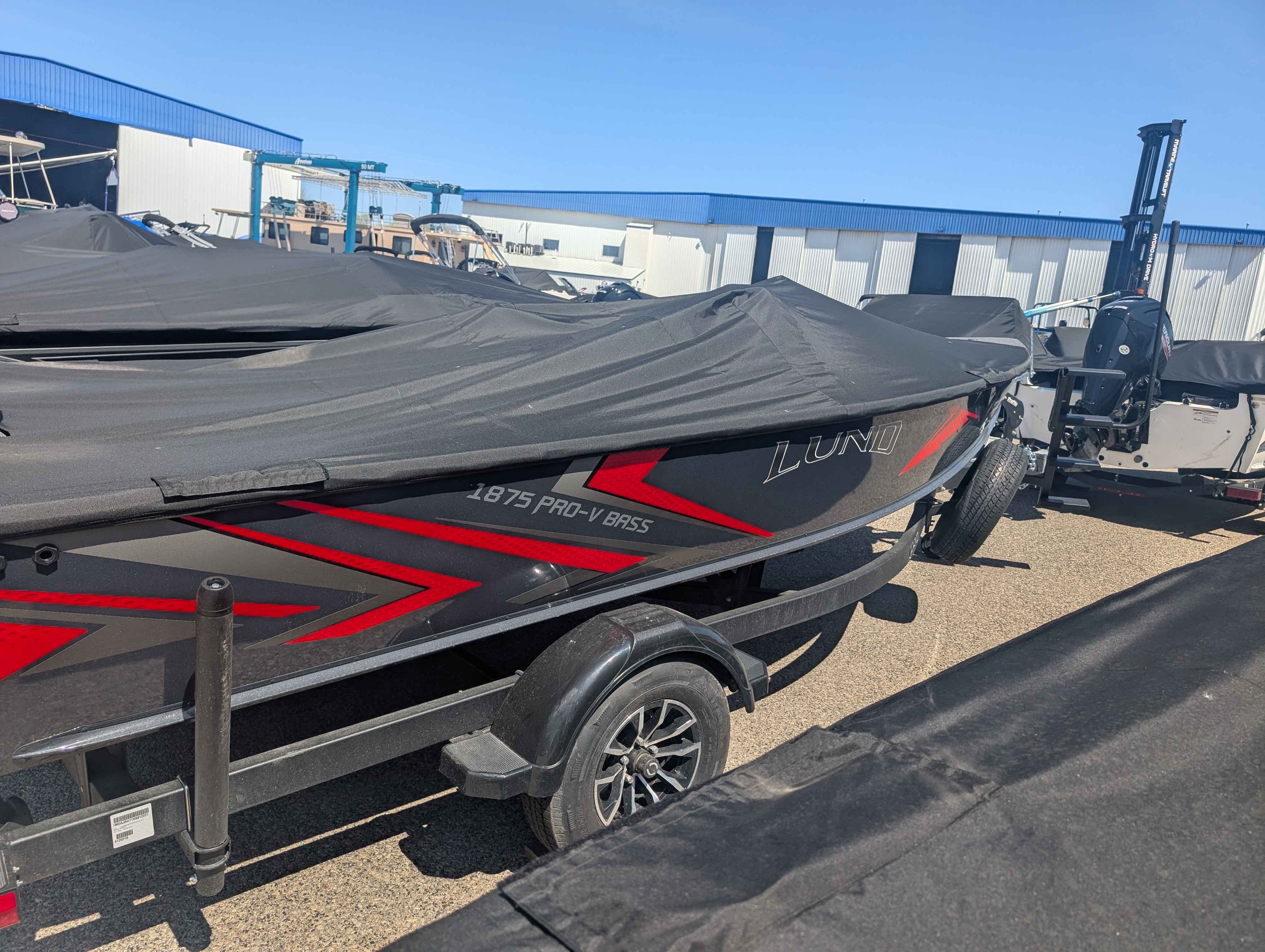 boat-carouselImage-image