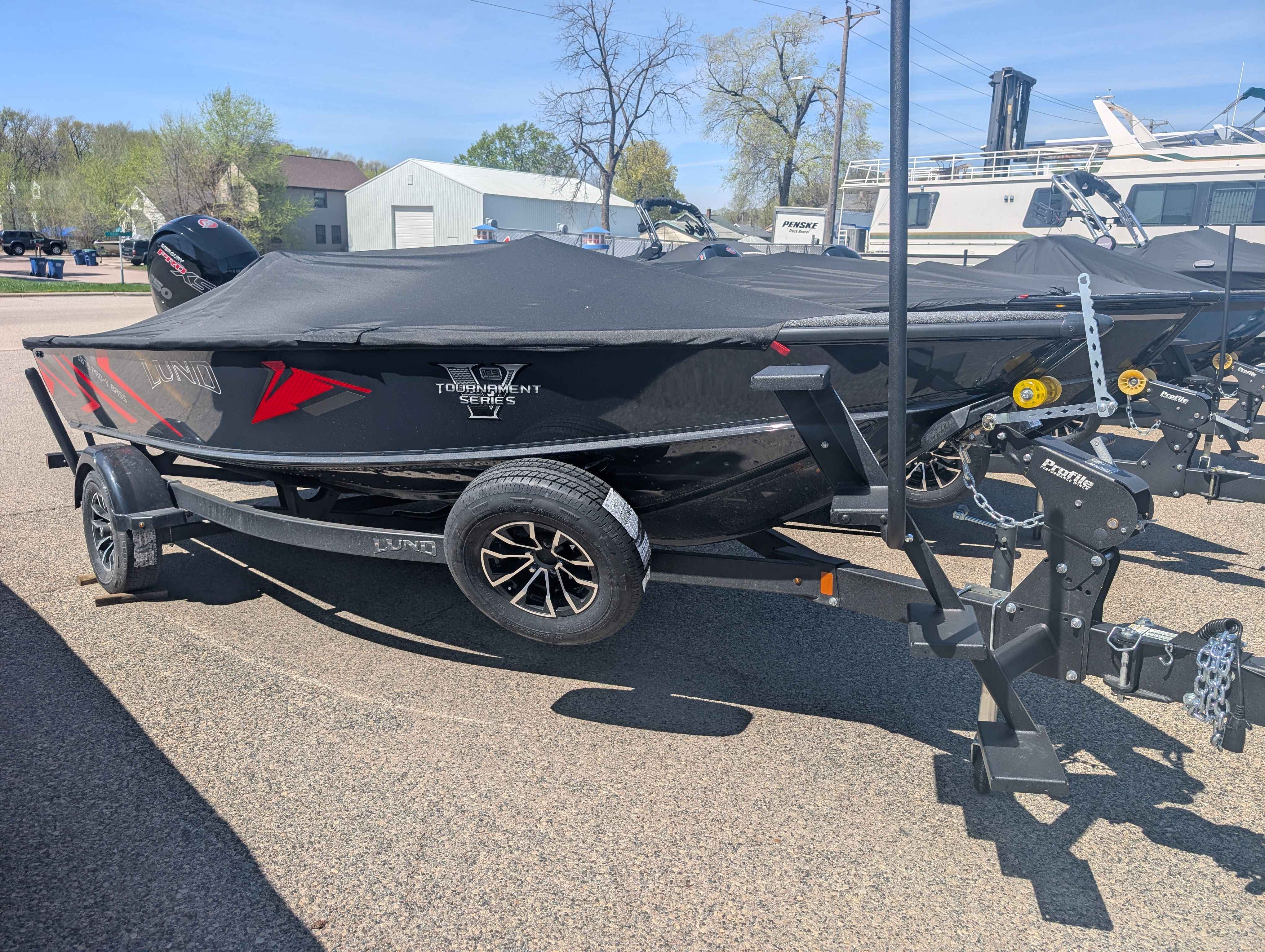 boat-carouselImage-image