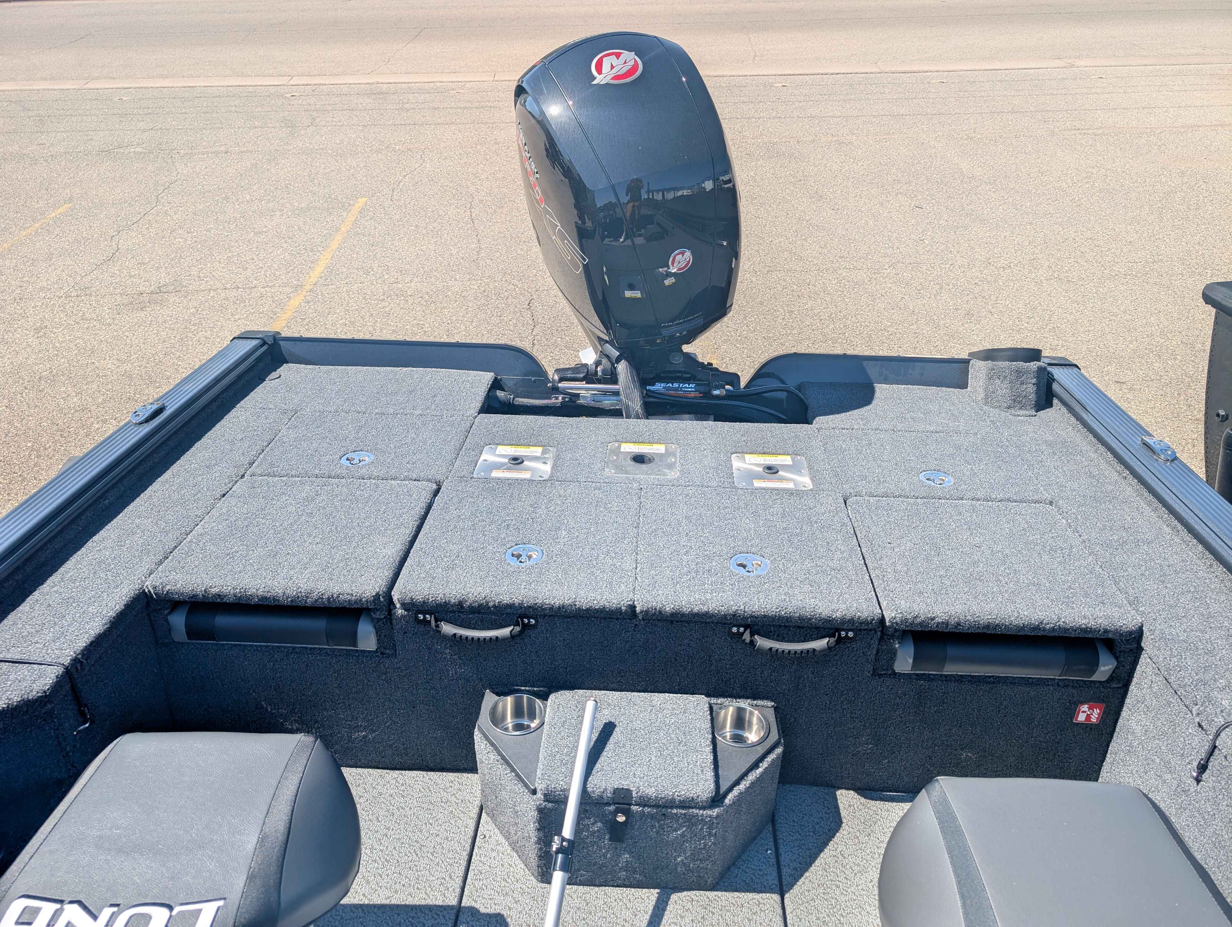 boat-carouselImage-image