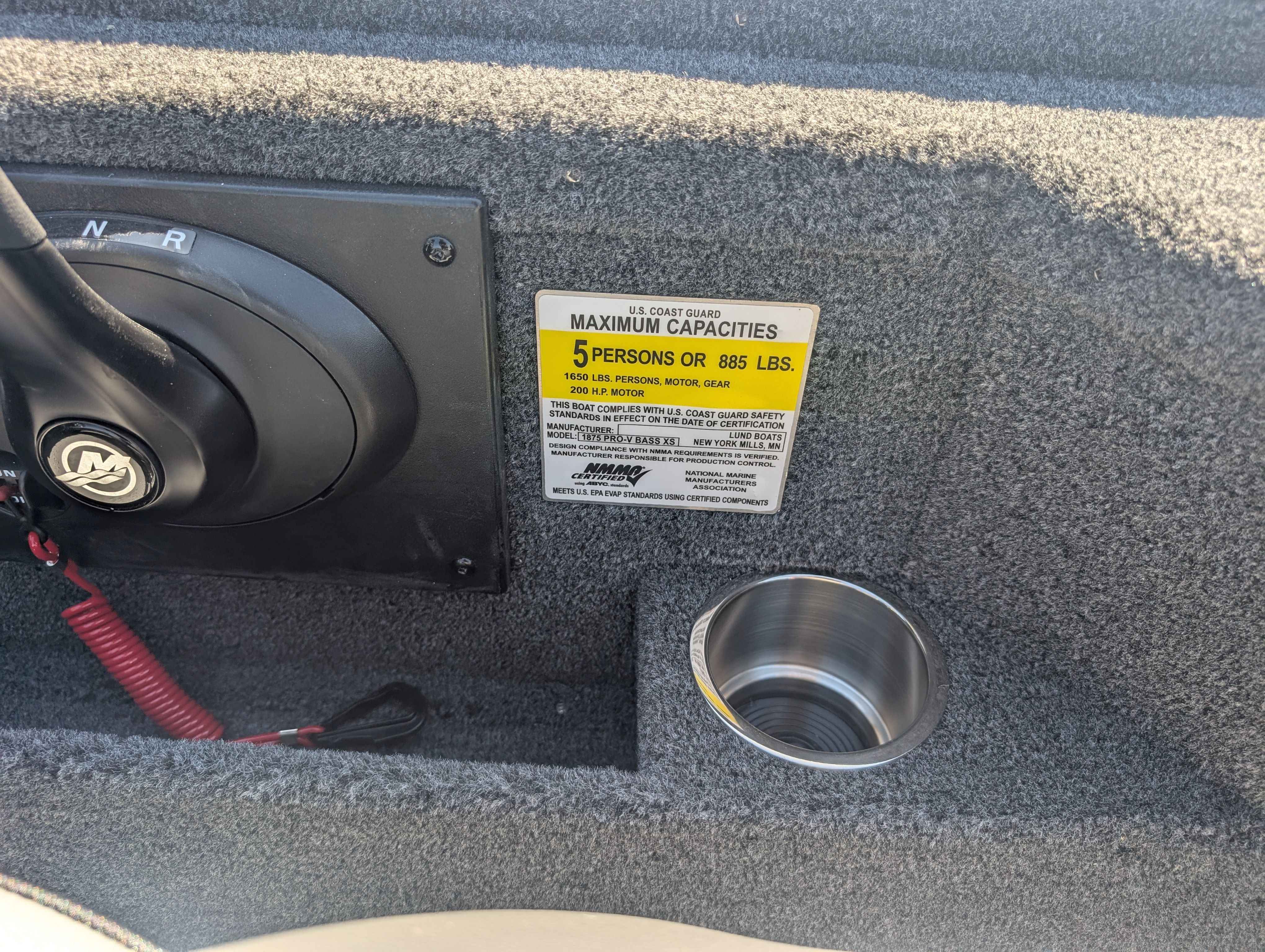 boat-carouselImage-image