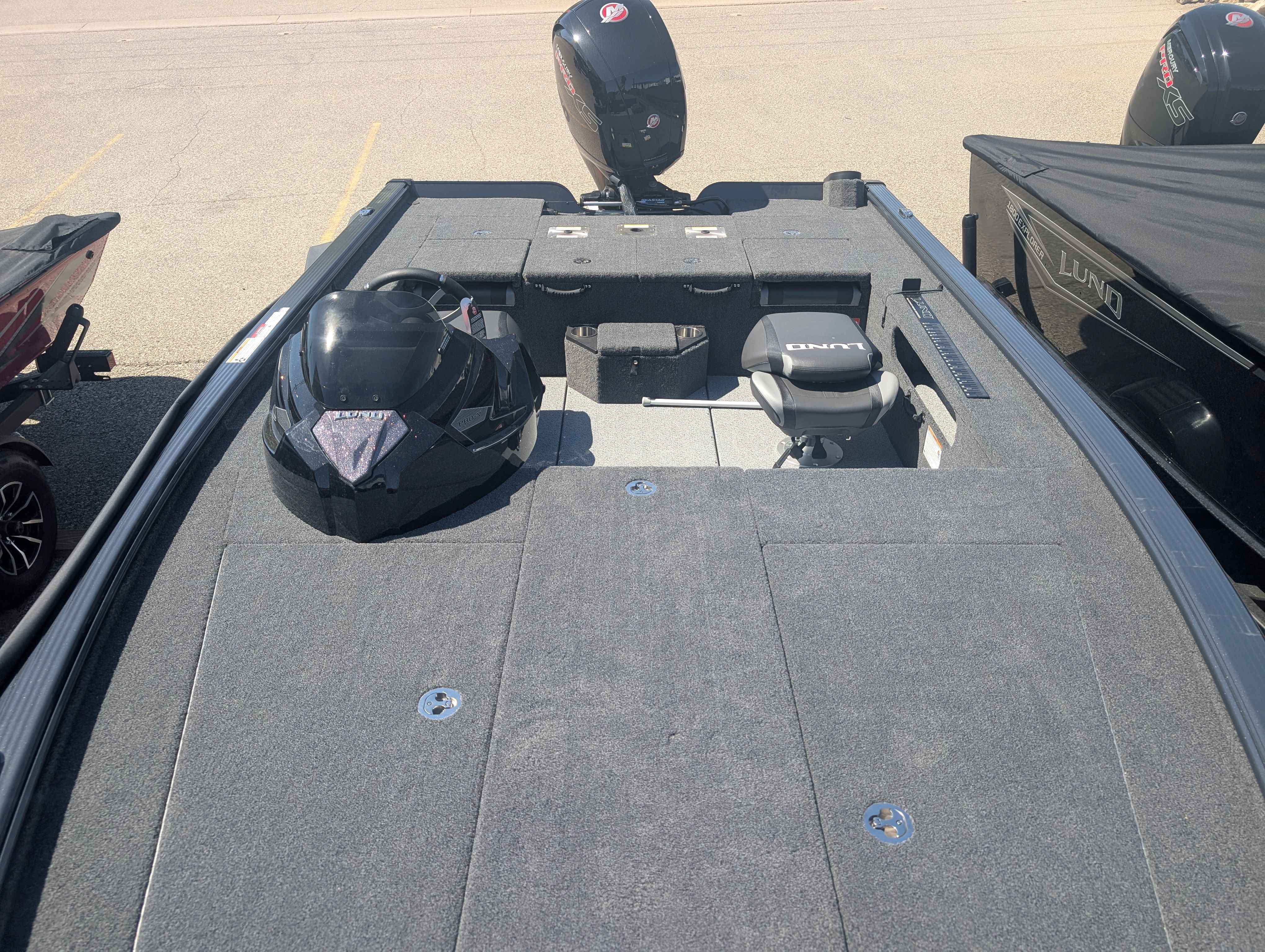 boat-carouselImage-image