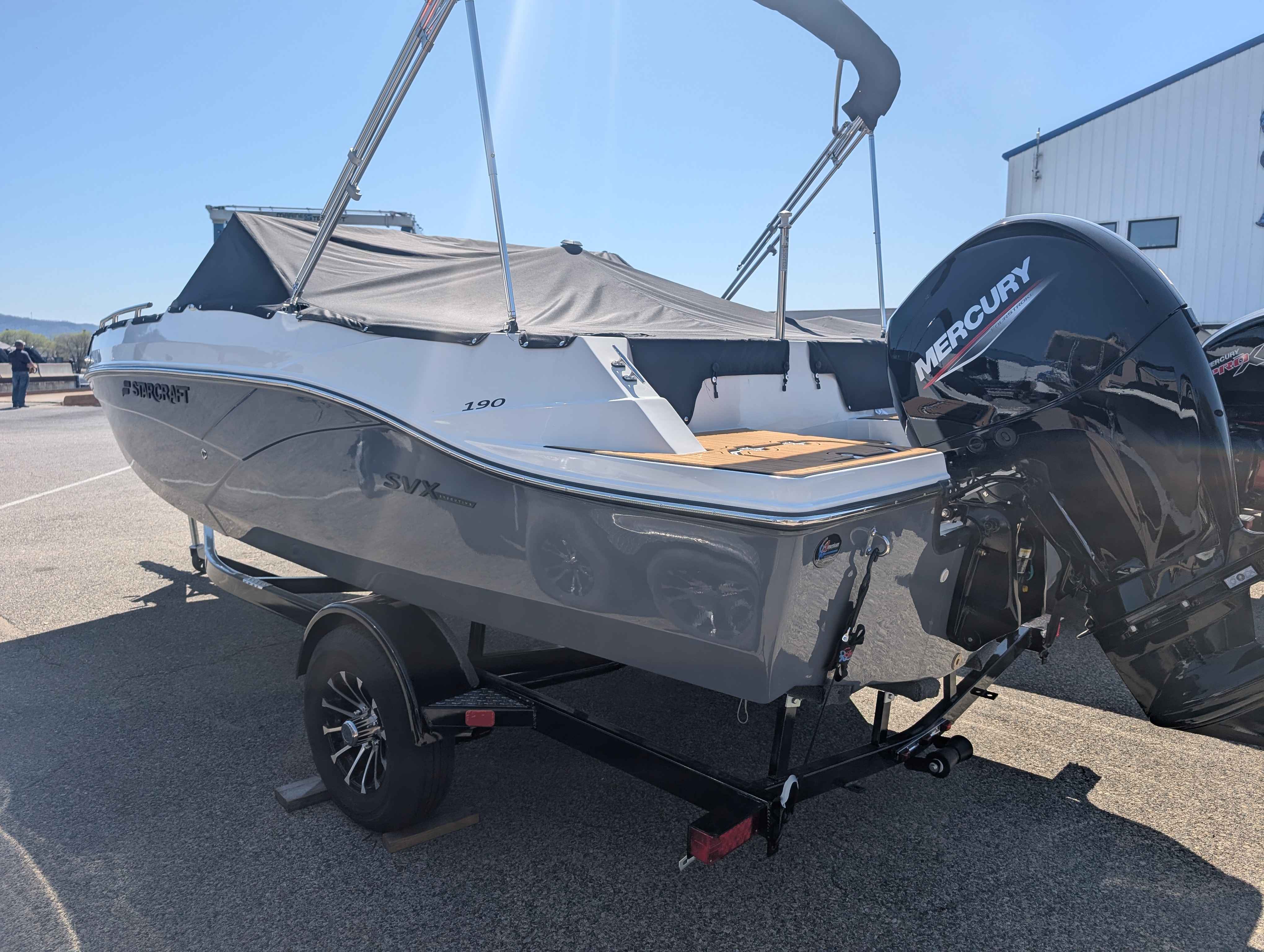 boat-carouselImage-image