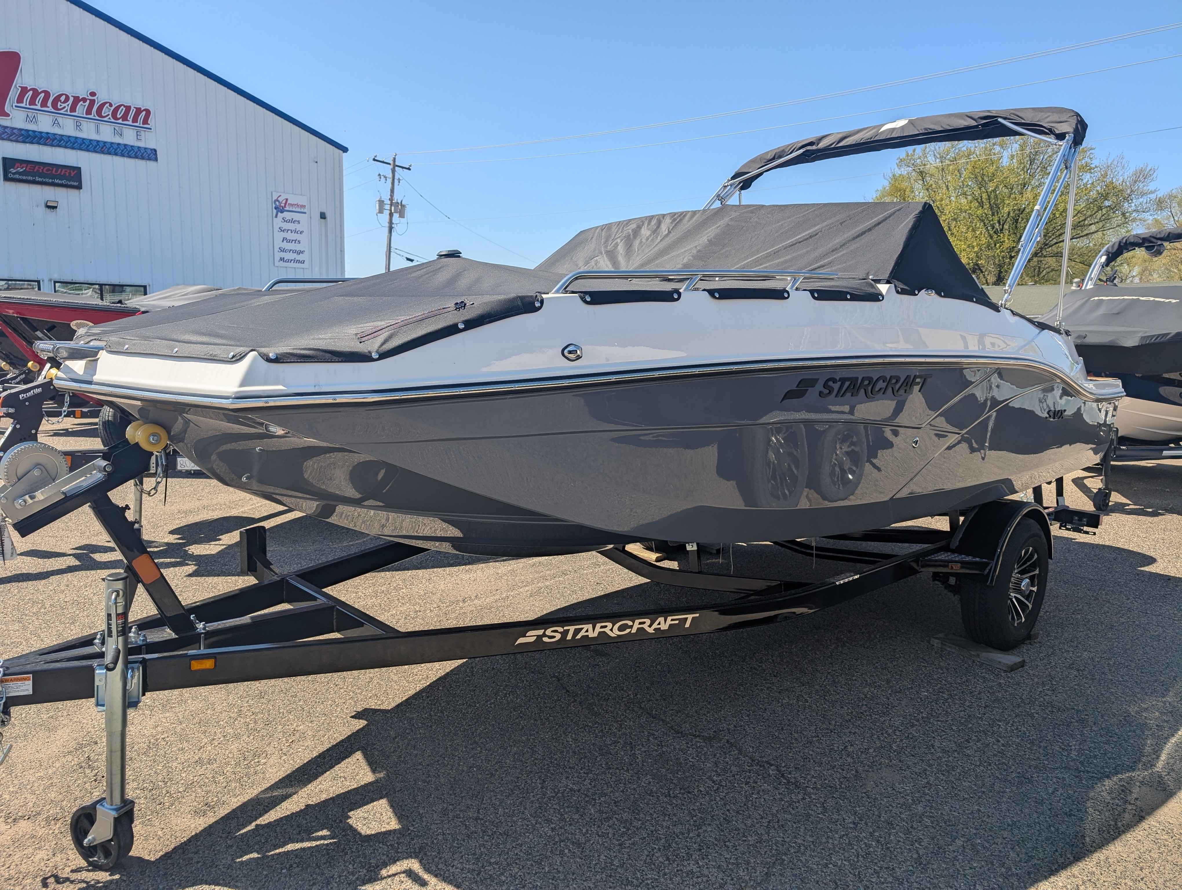 boat-carouselImage-image