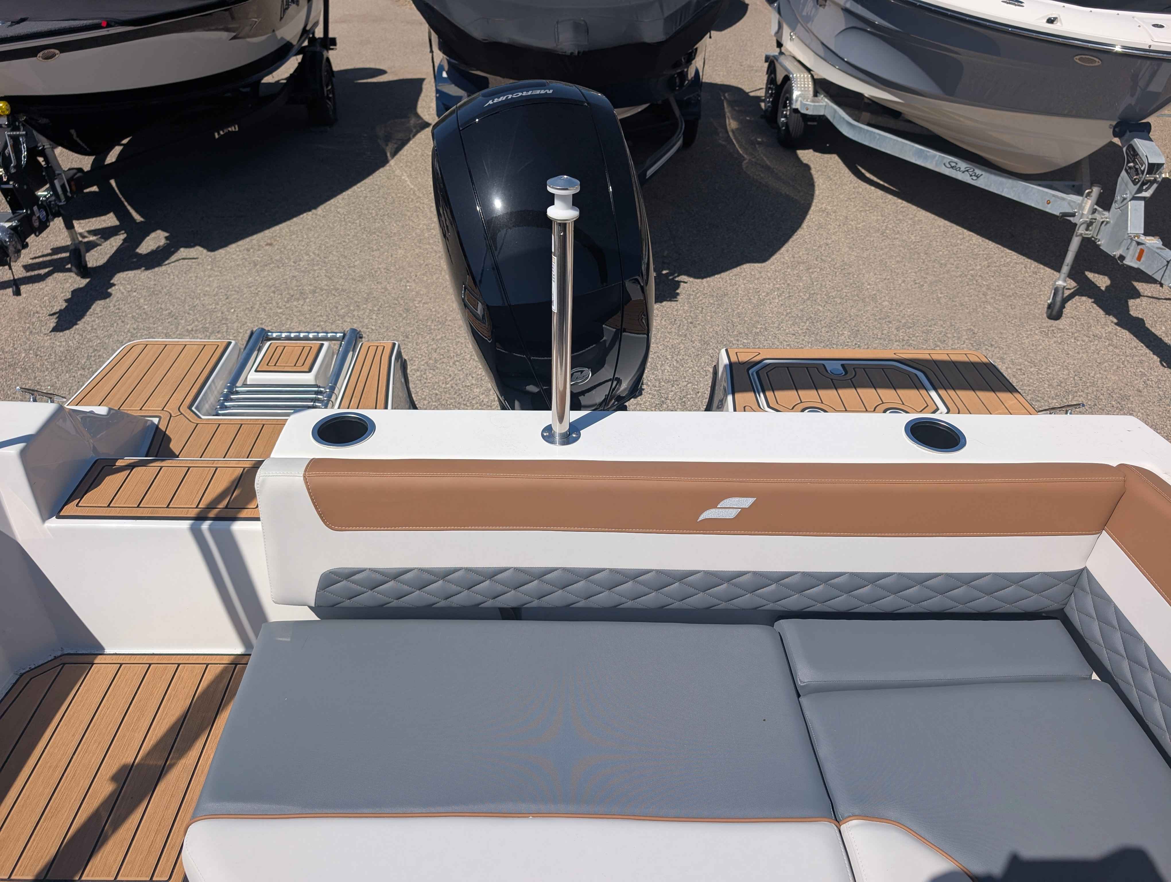 boat-carouselImage-image