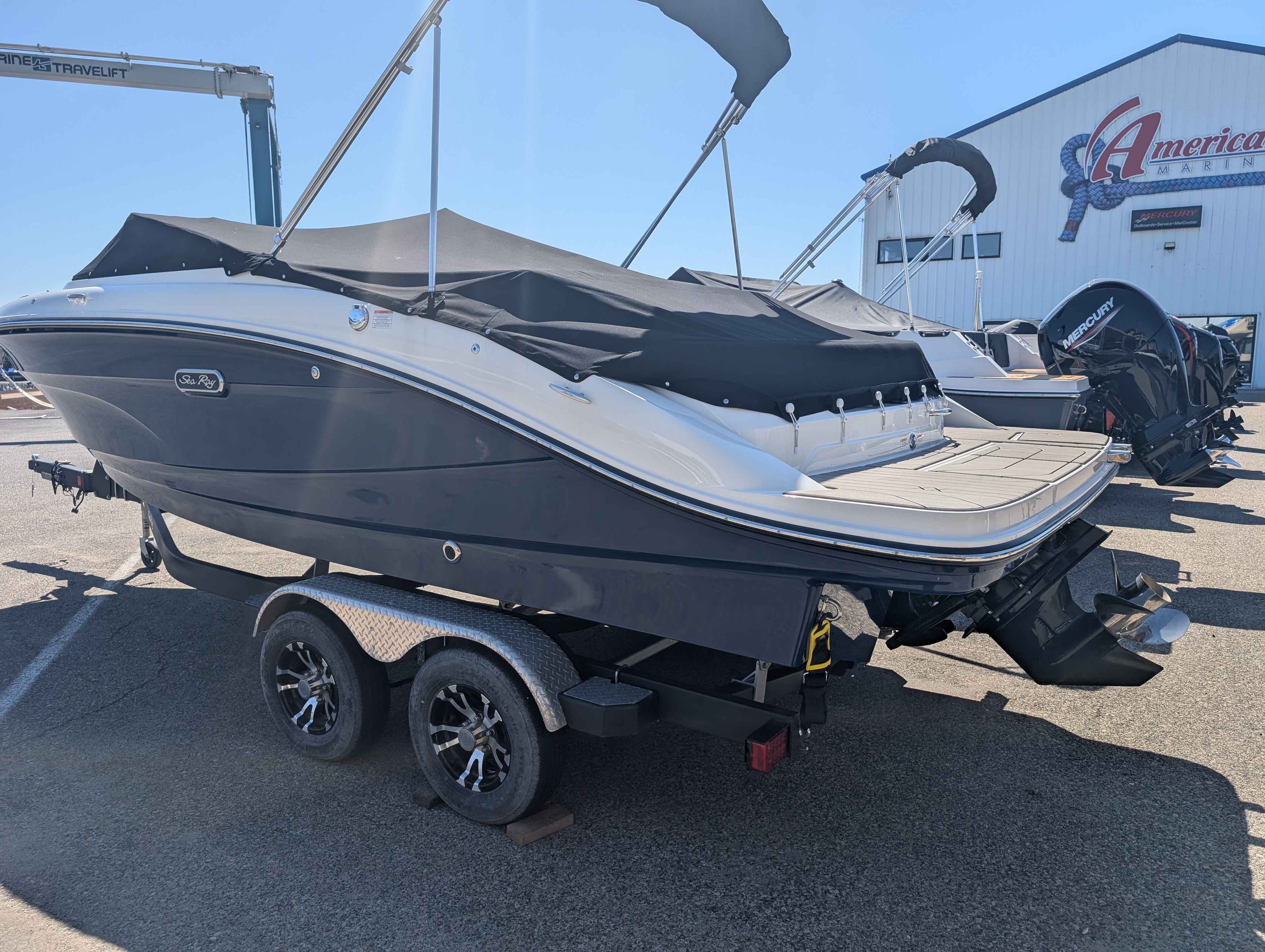 boat-carouselImage-image