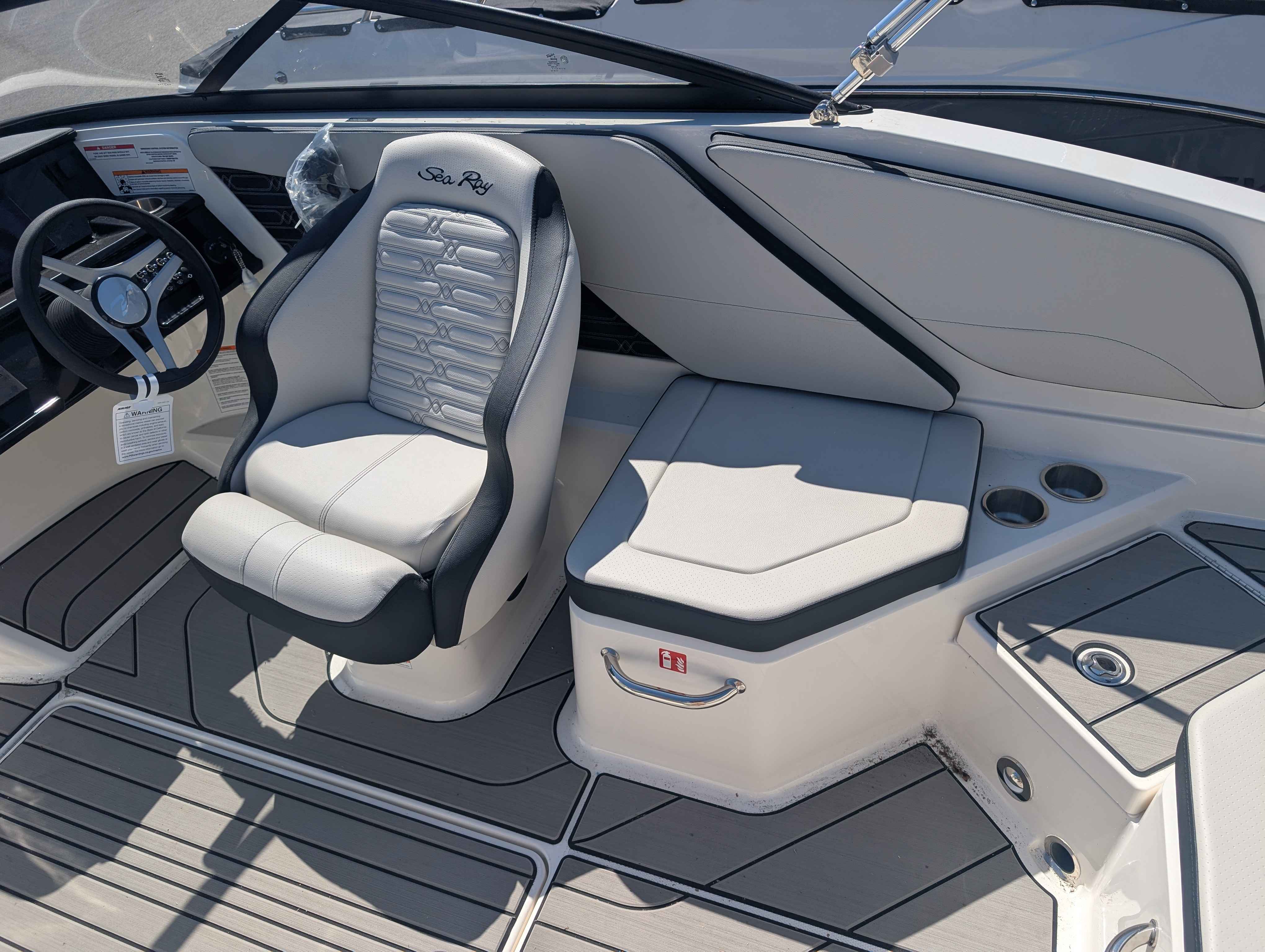 boat-carouselImage-image