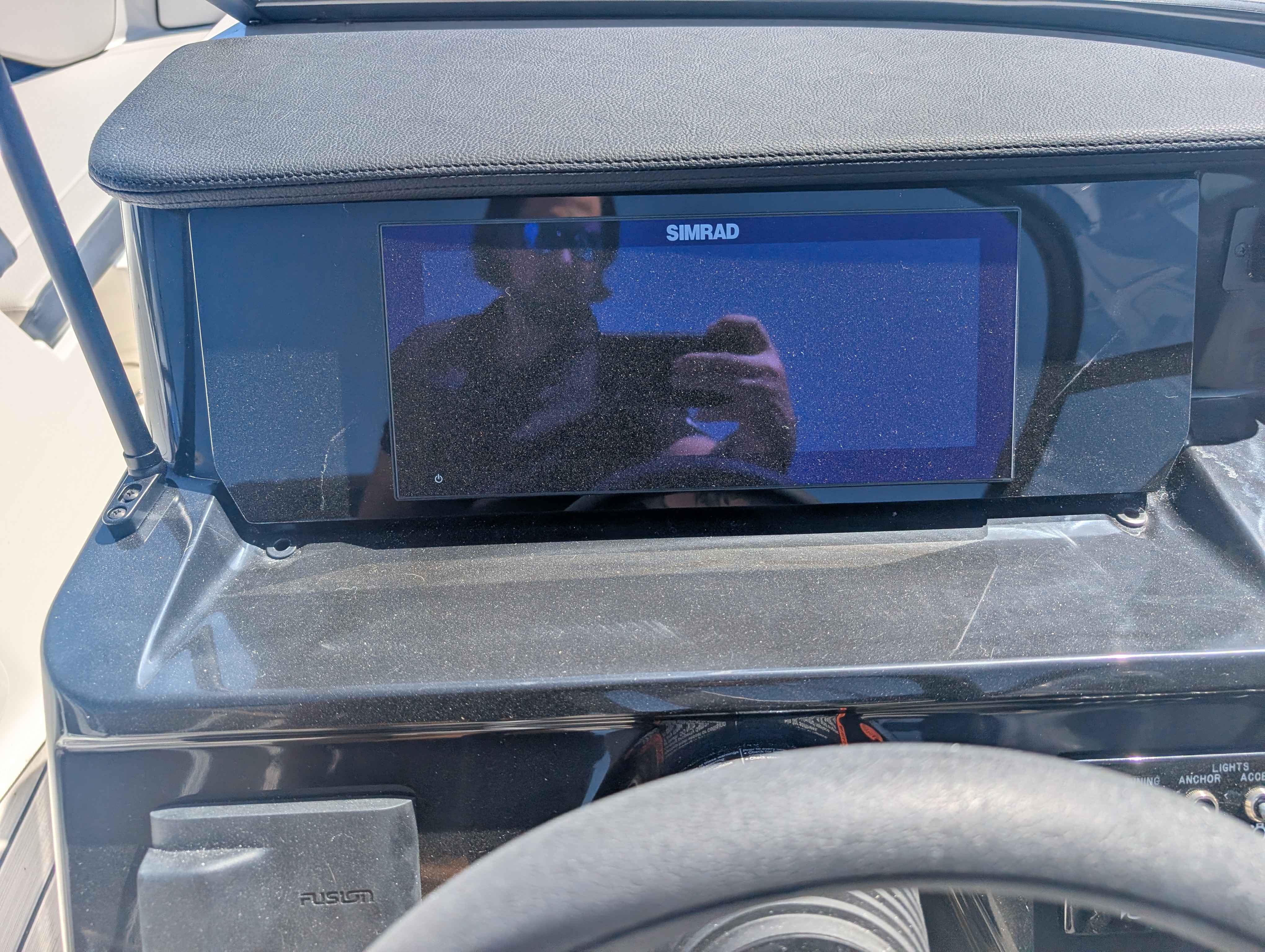 boat-carouselImage-image