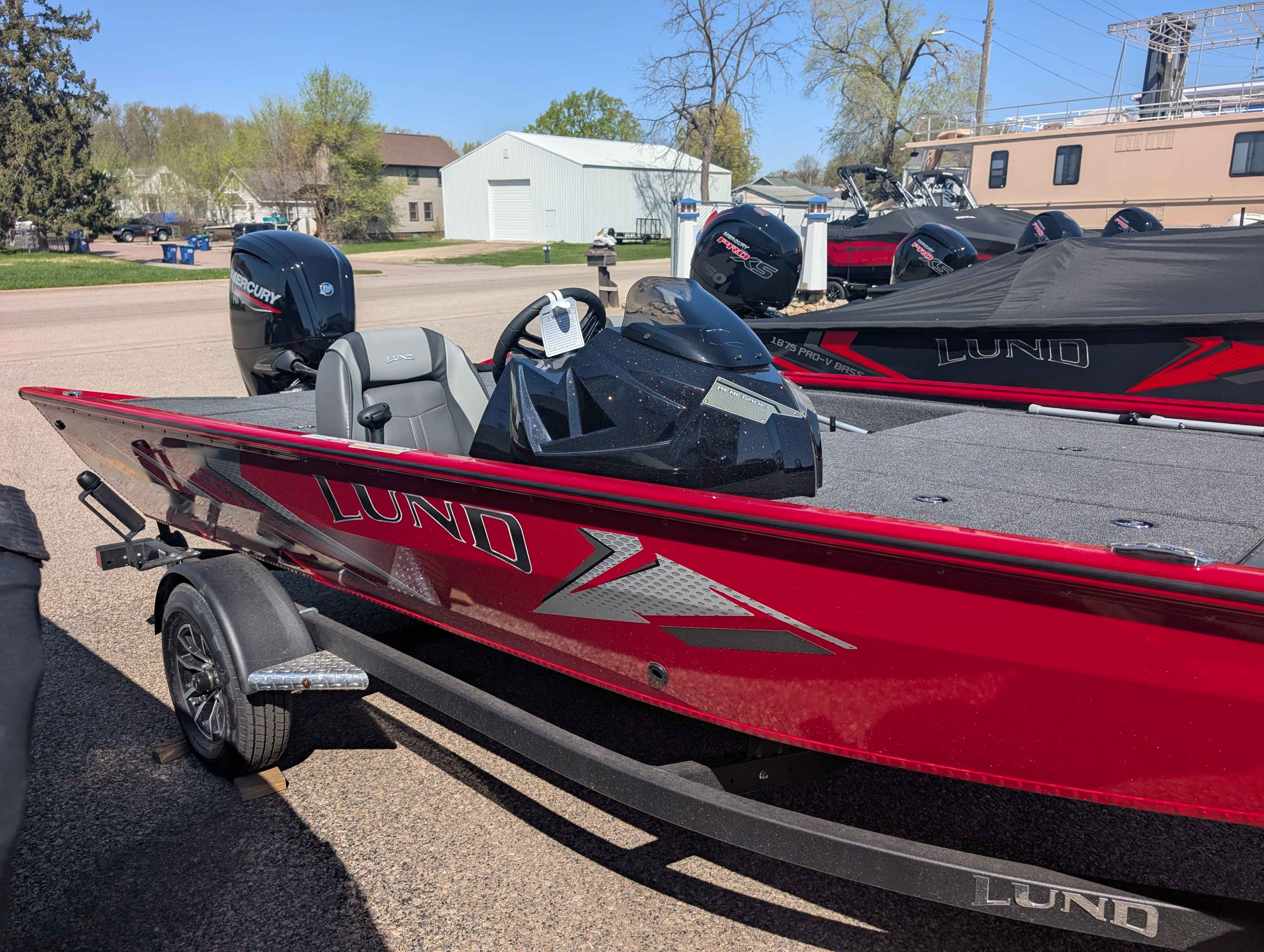 boat-carouselImage-image