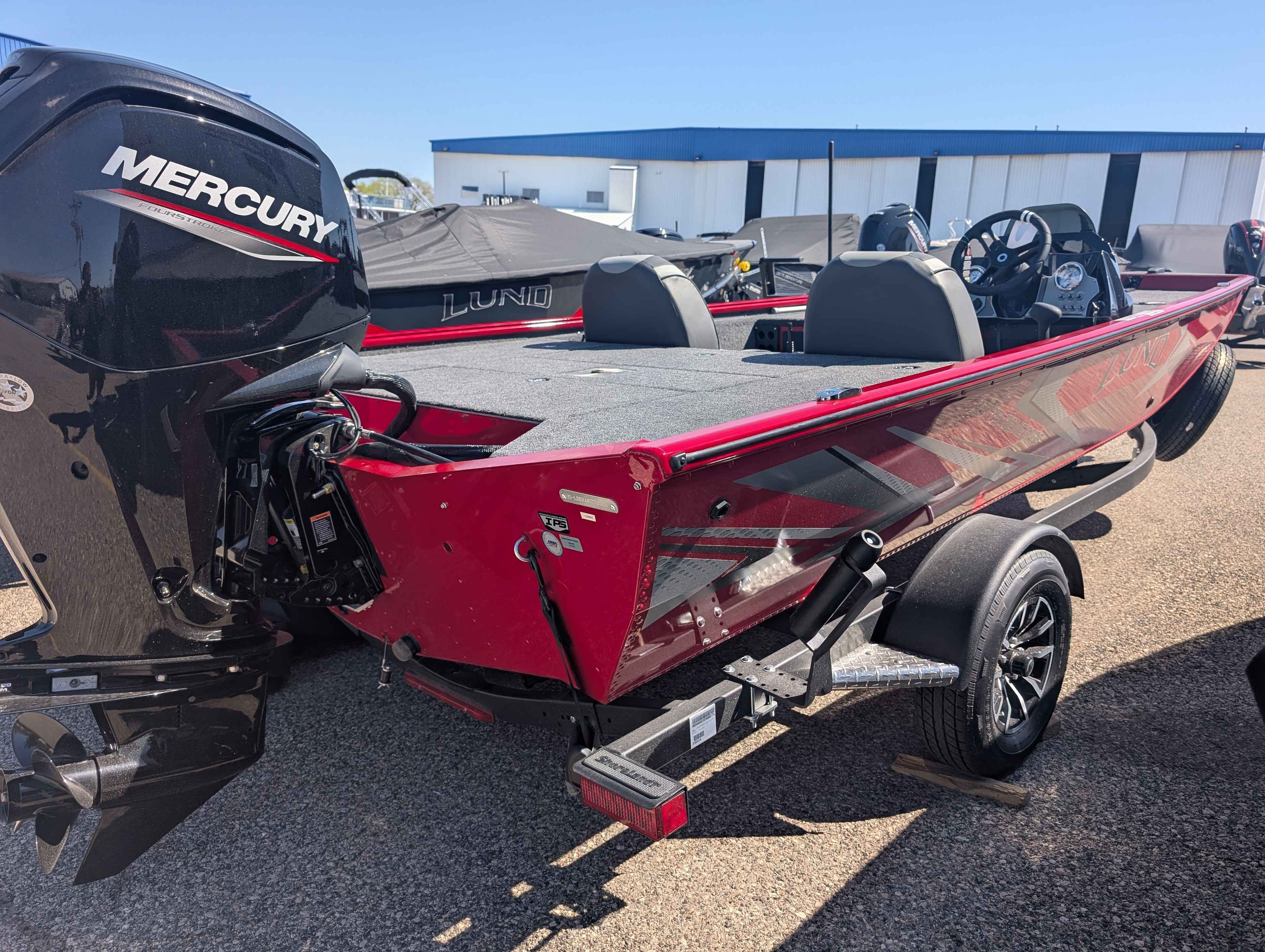 boat-carouselImage-image