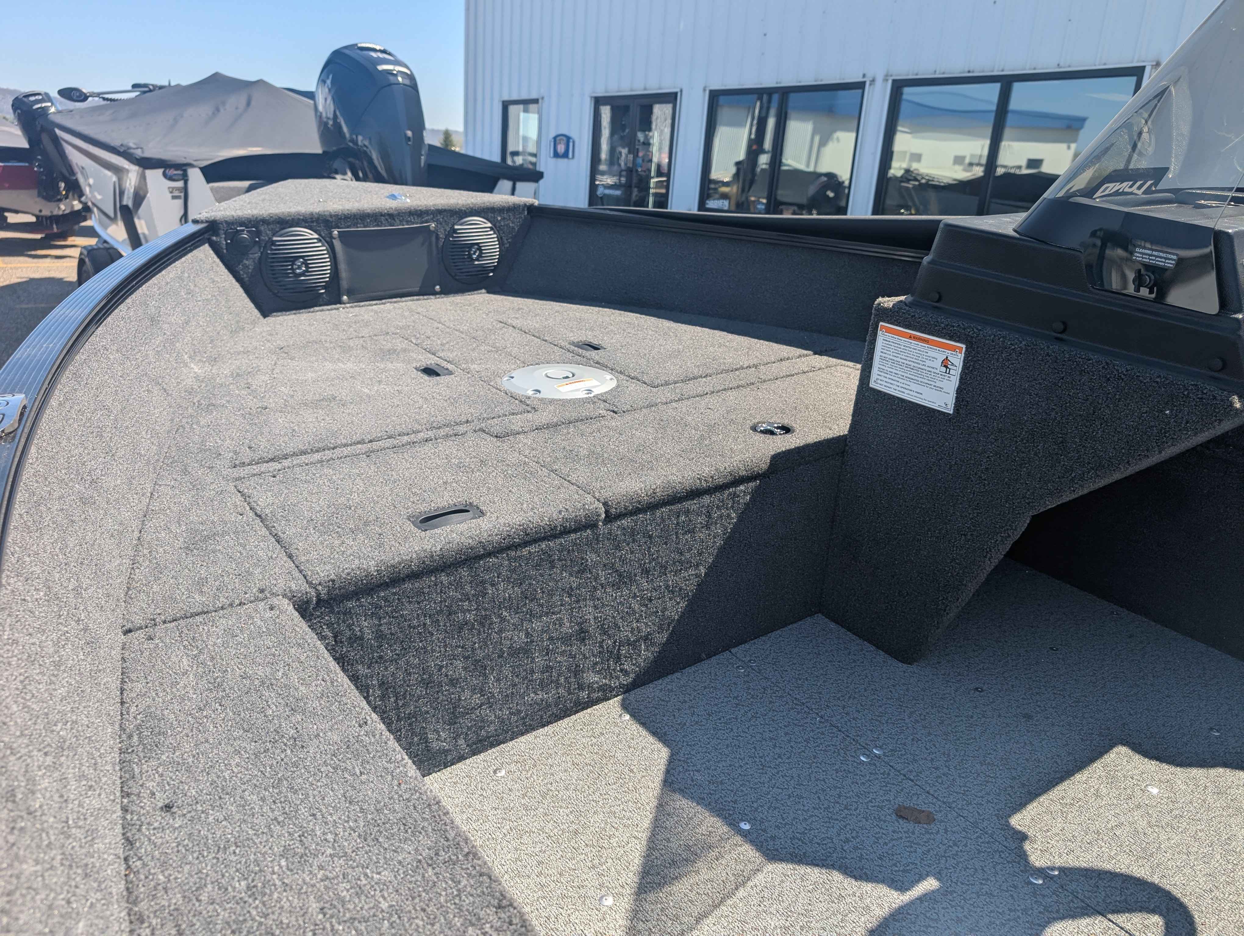 boat-carouselImage-image