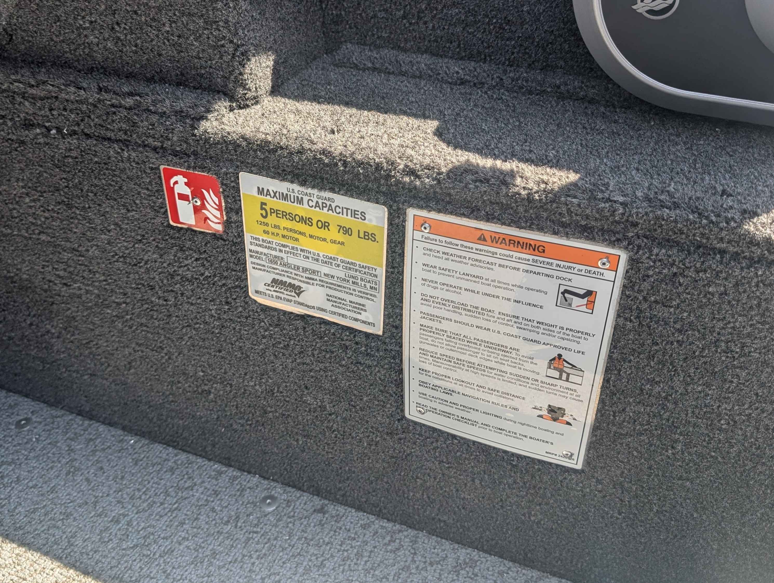 boat-carouselImage-image