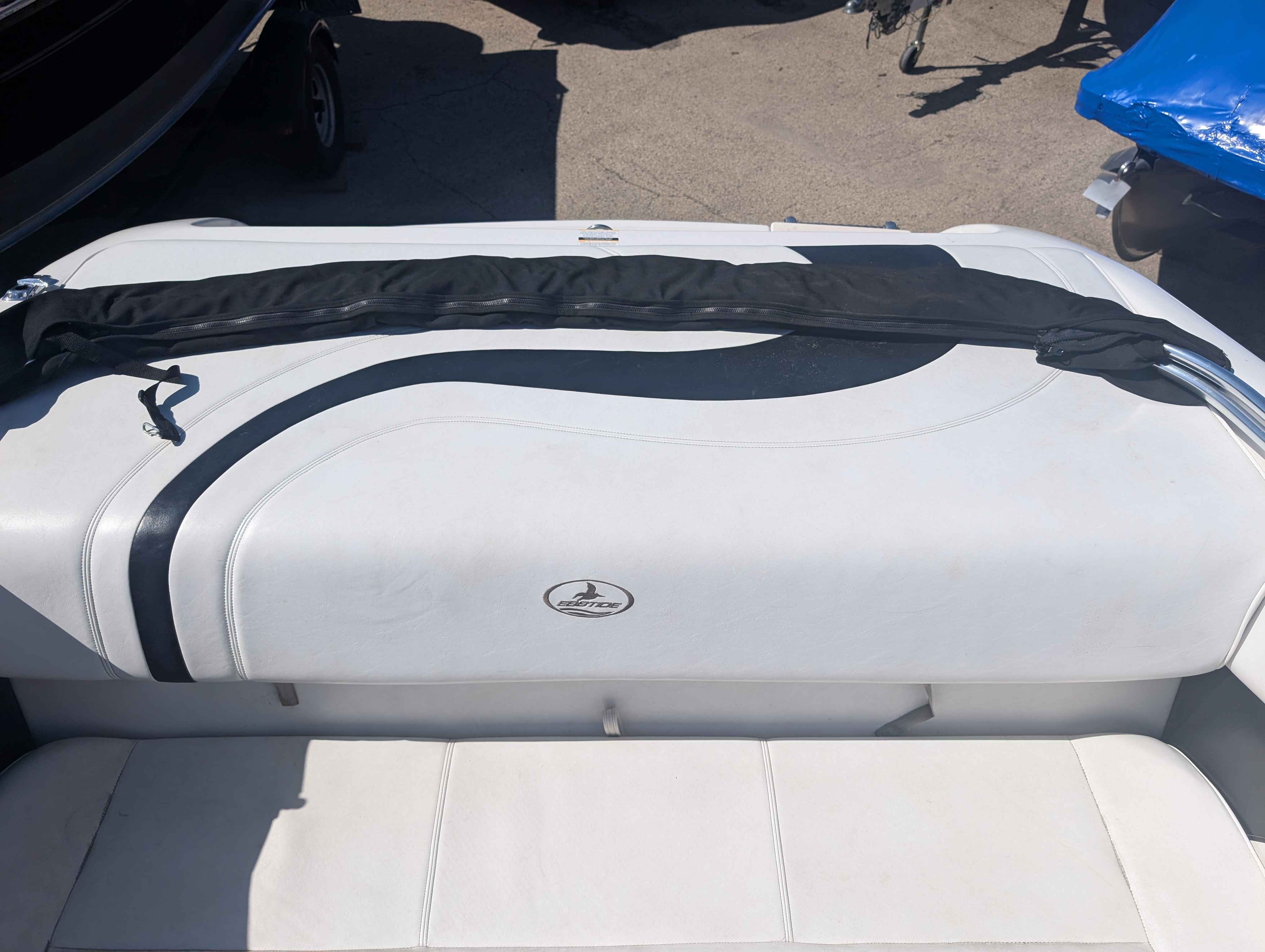 boat-carouselImage-image