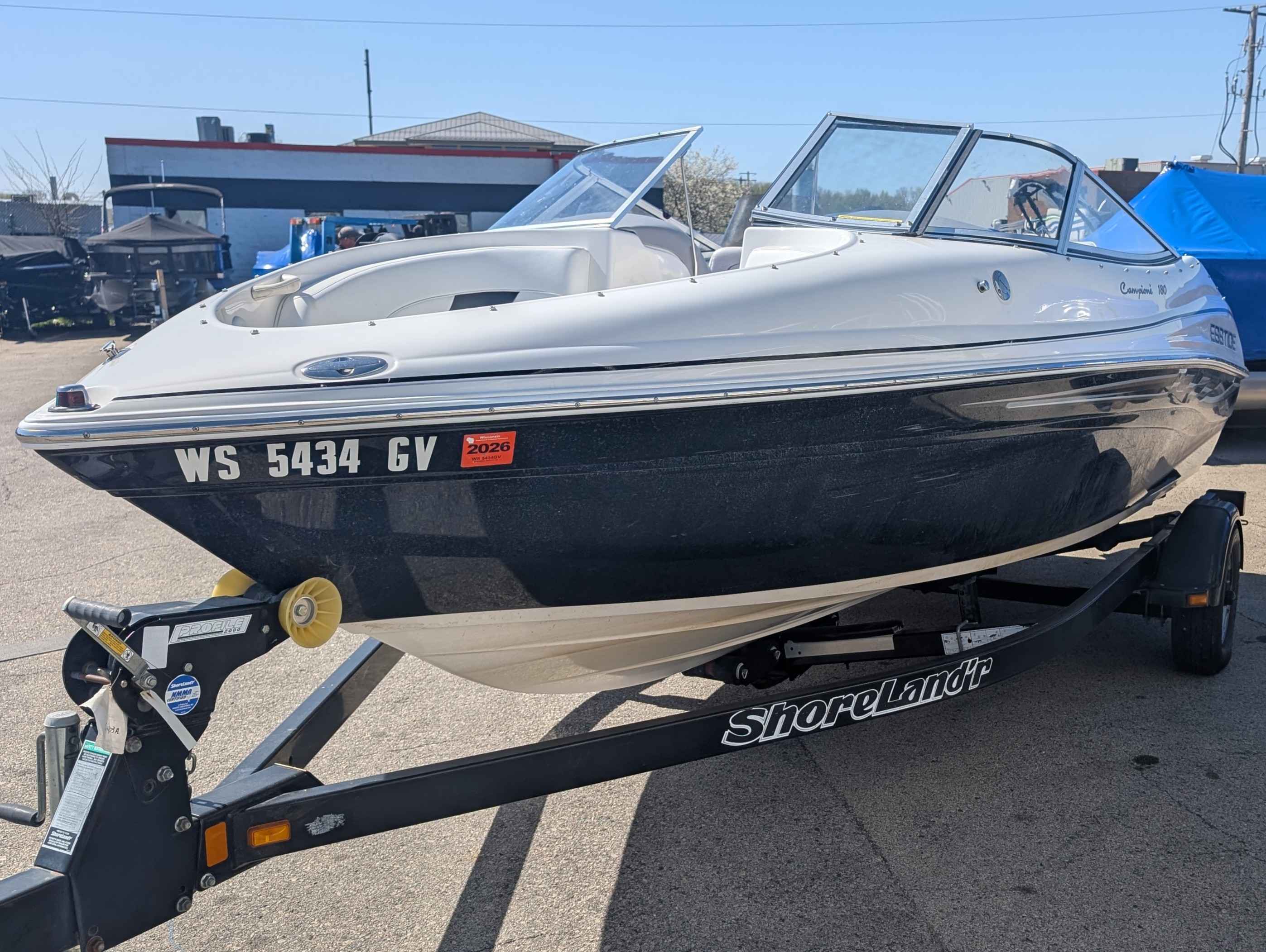 boat-carouselImage-image