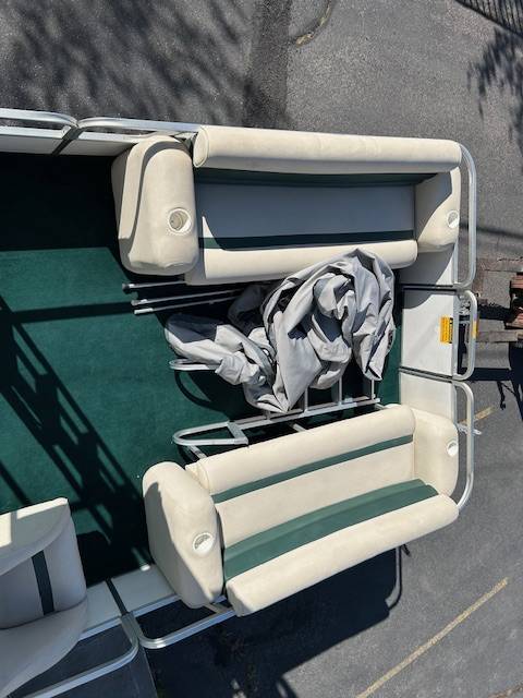  Godfrey Aqua Patio-1