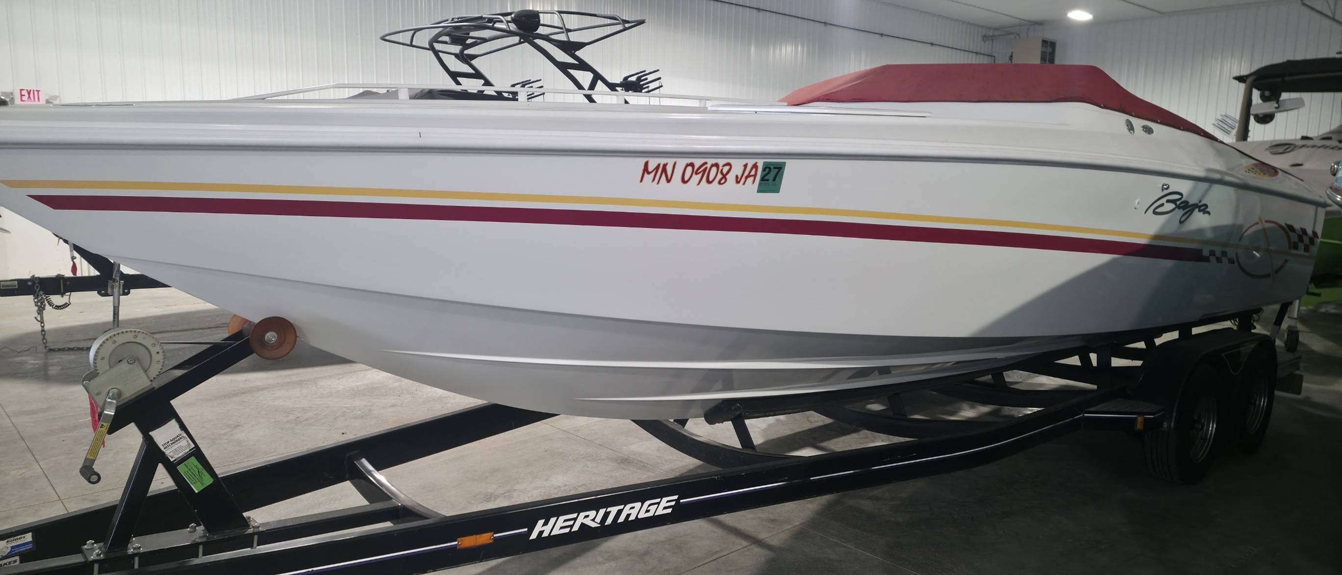 boat-carouselImage-image