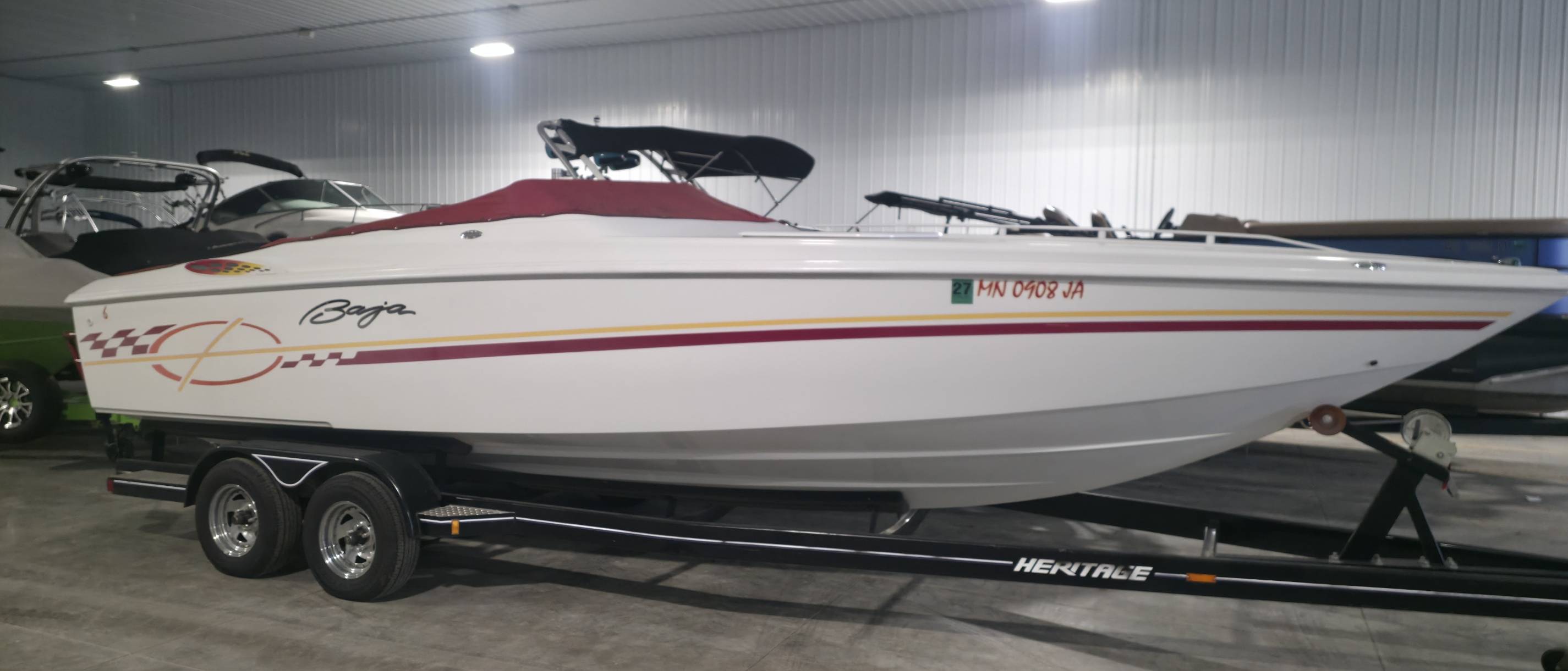 boat-carouselImage-image