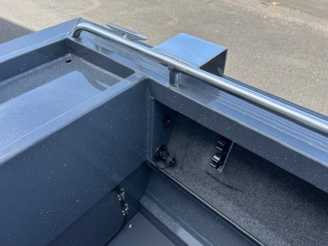  Duckworth 18 Advantage-11