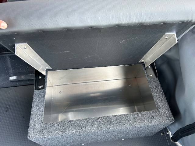  Duckworth 18 Advantage-17