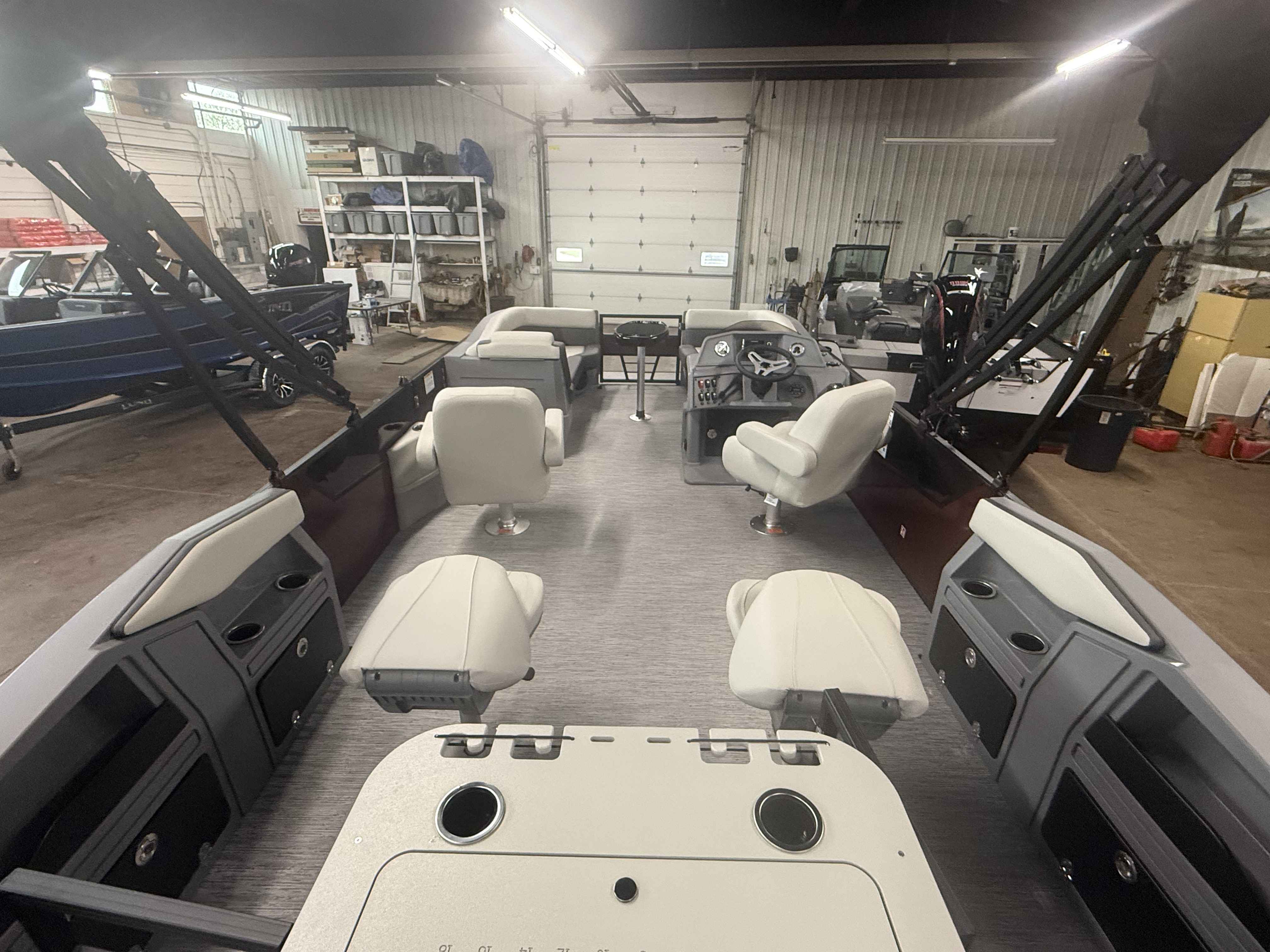 boat-carouselImage-image