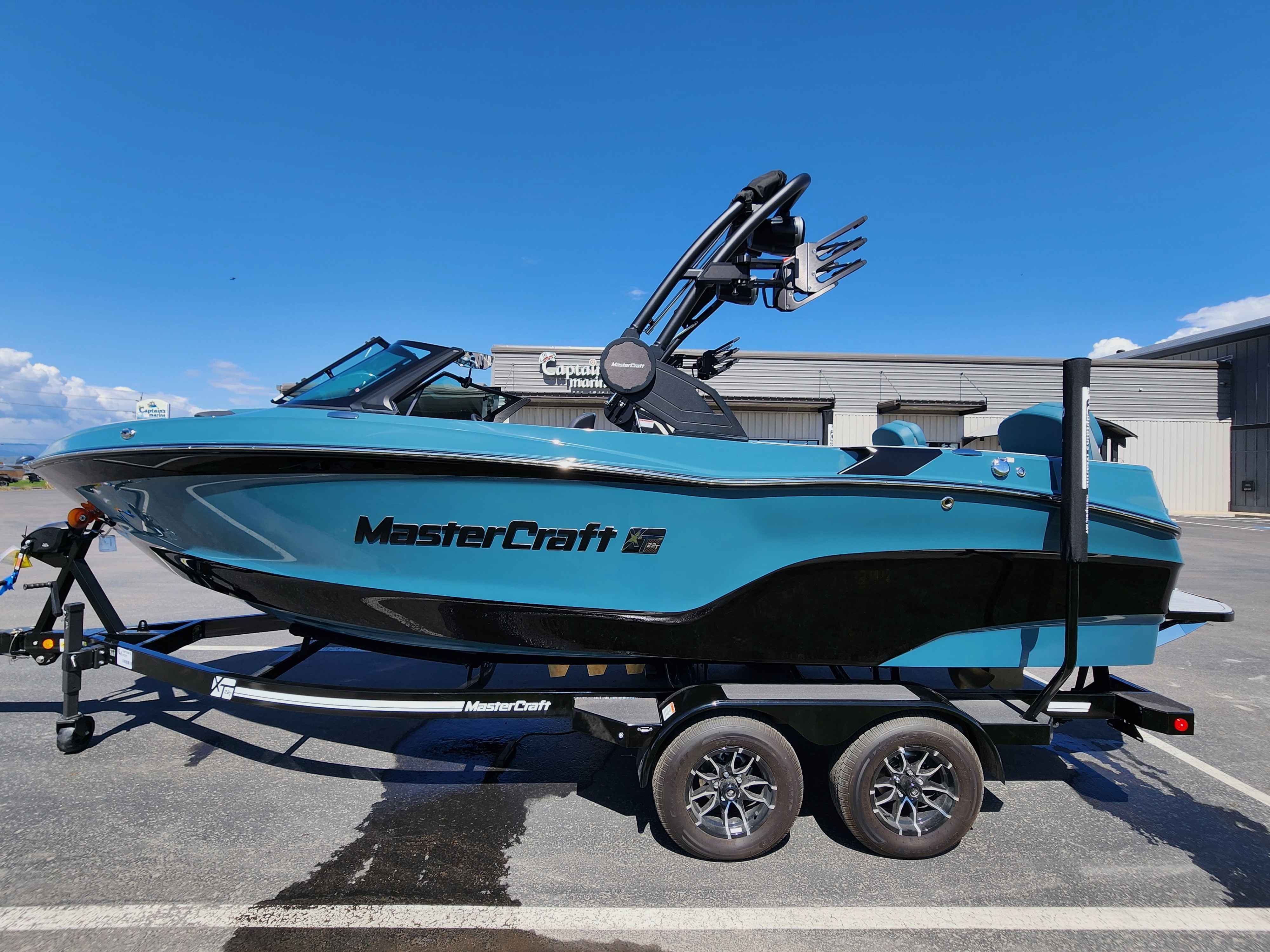 2026 Mastercraft XT22T