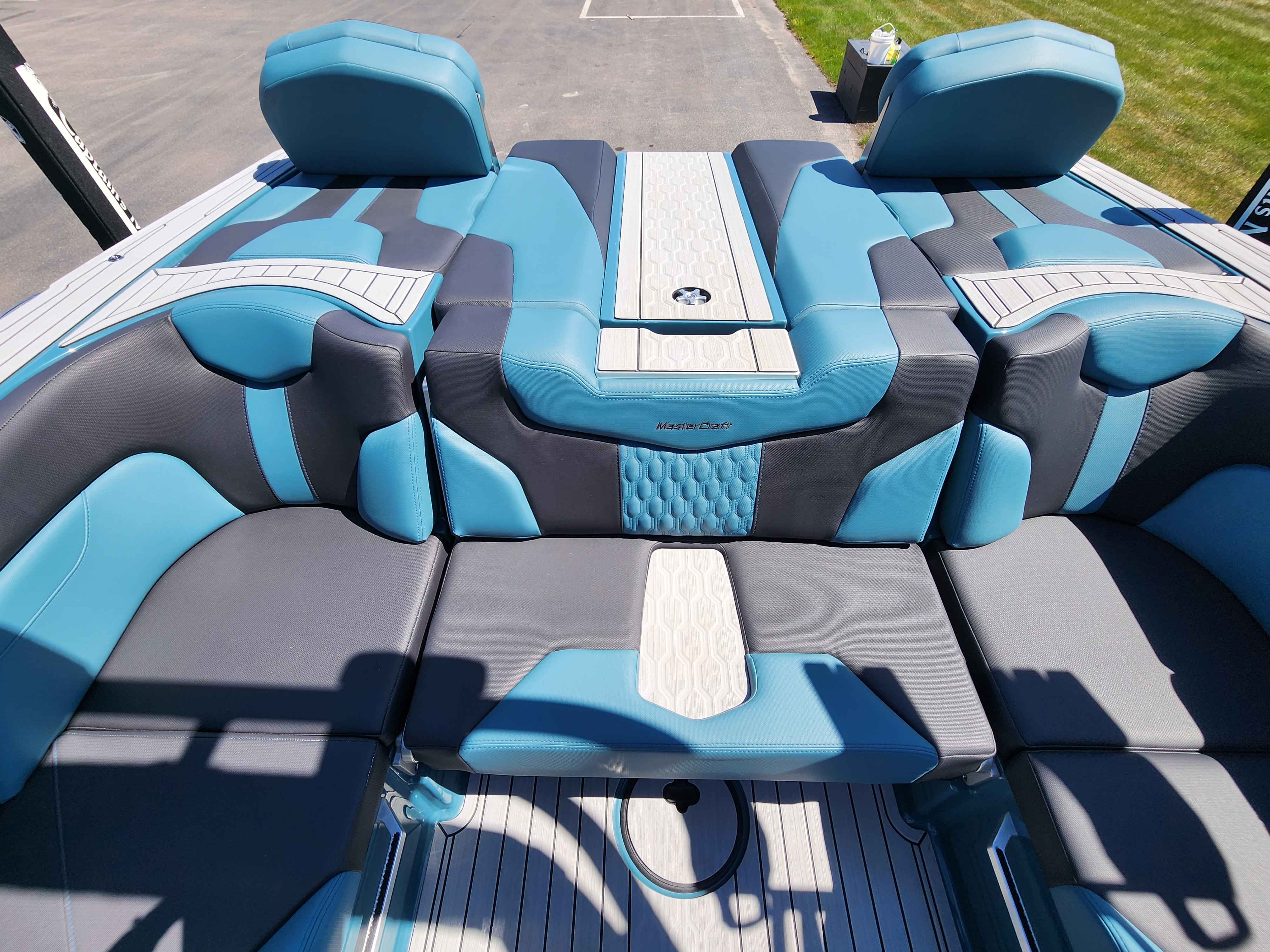 dummy-boat-img