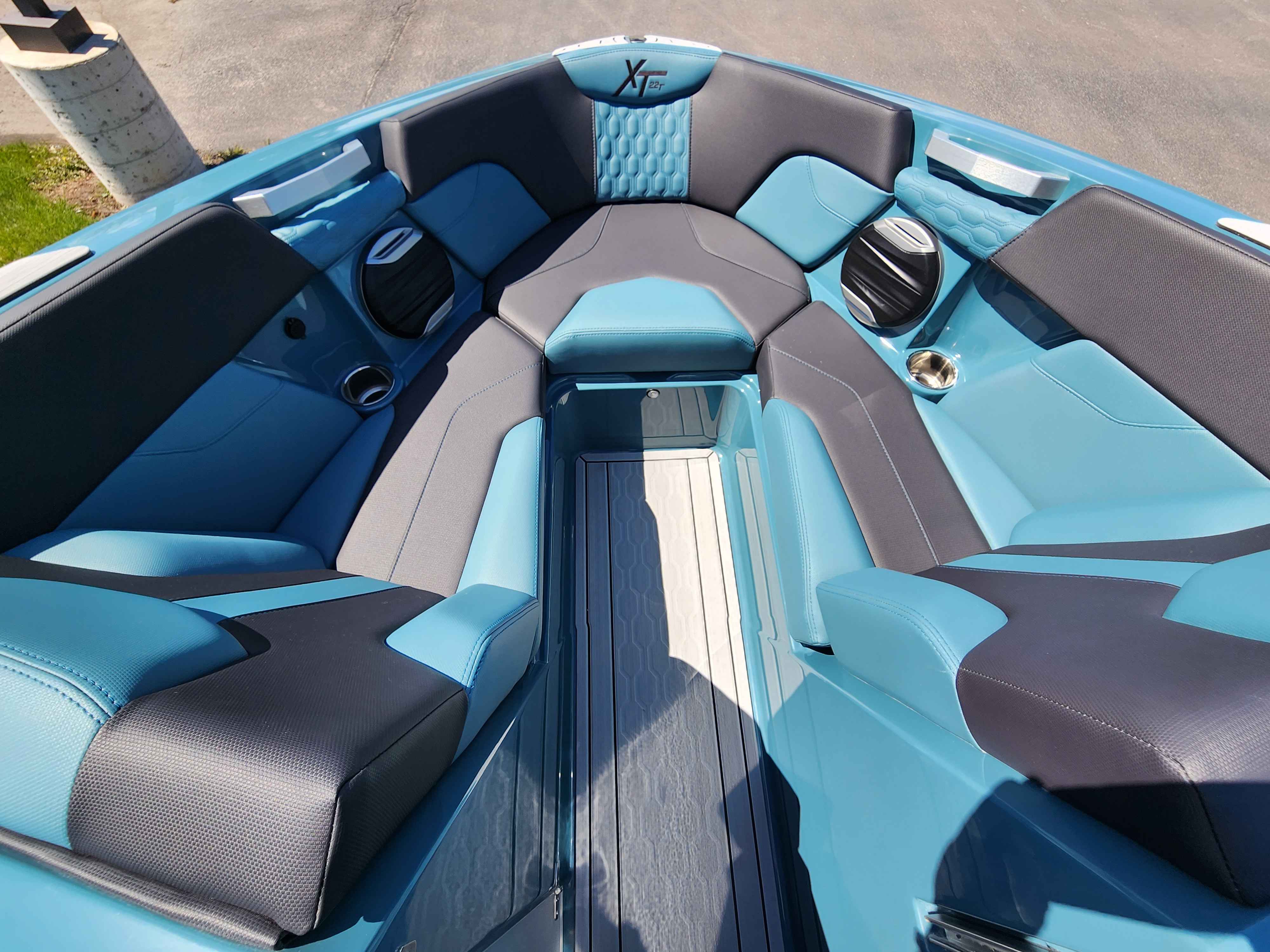 dummy-boat-img
