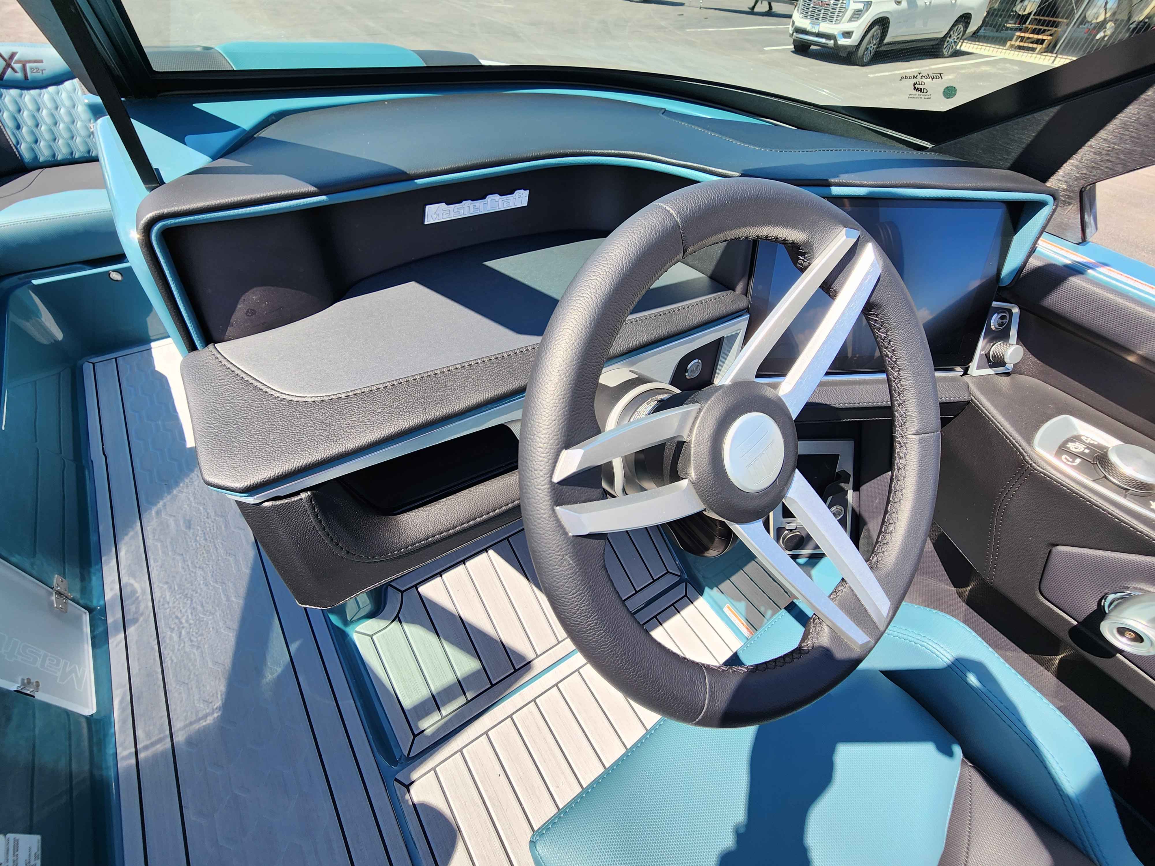 dummy-boat-img