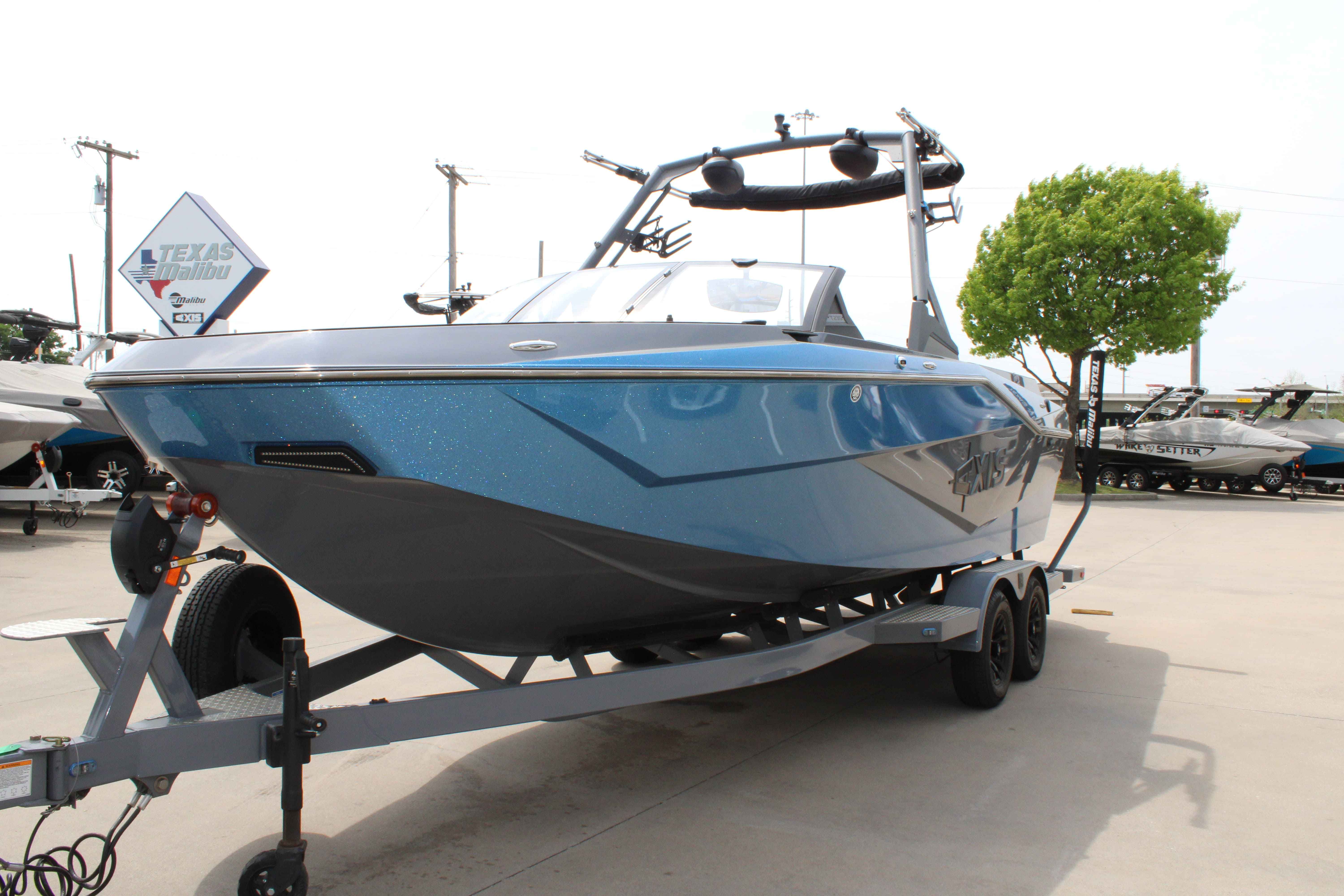 2025 Axis Wake Research Core Series T235-4