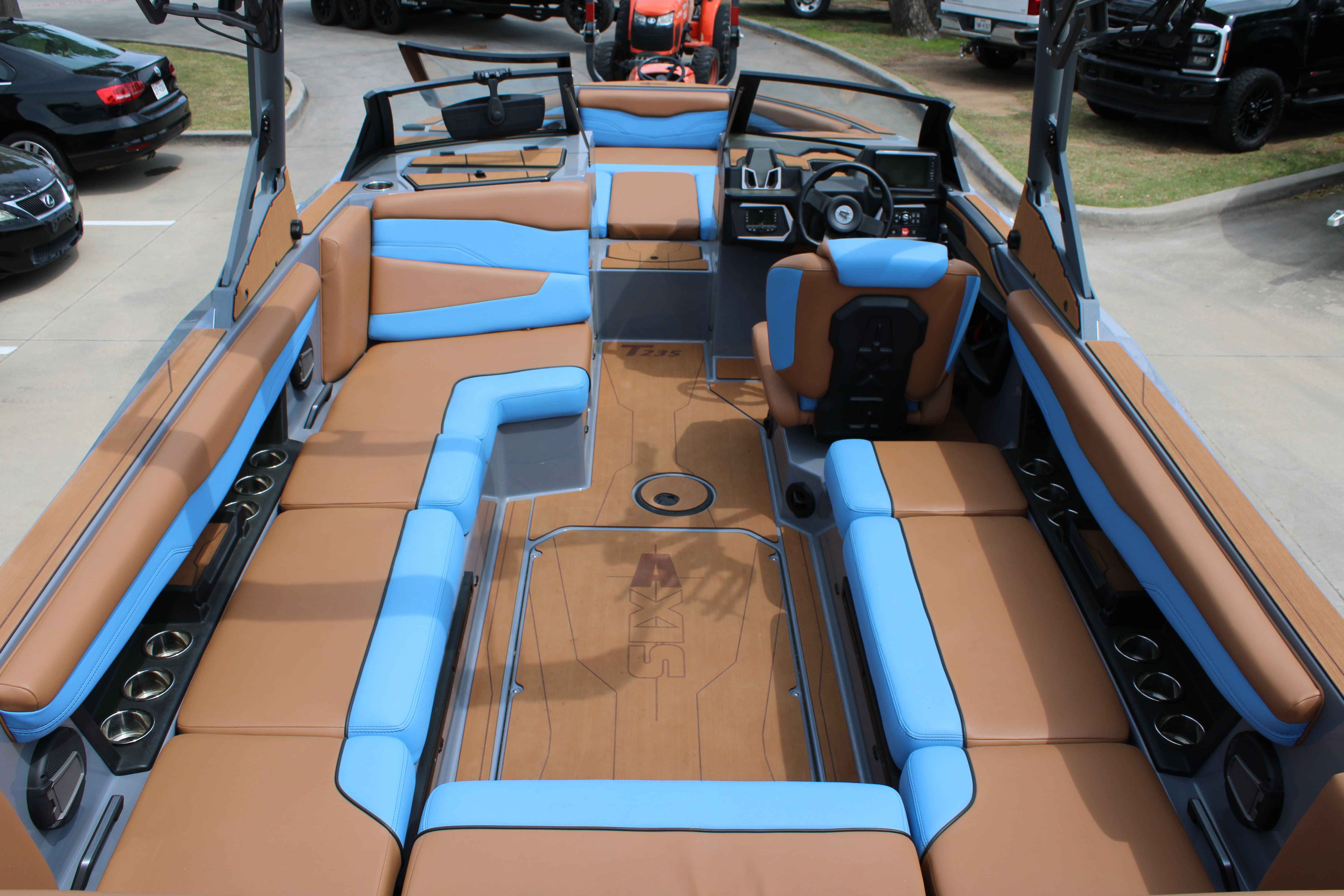 2025 Axis Wake Research Core Series T235-9