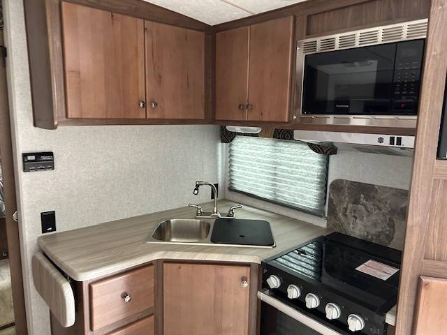  Northwood Nash 25DS-19