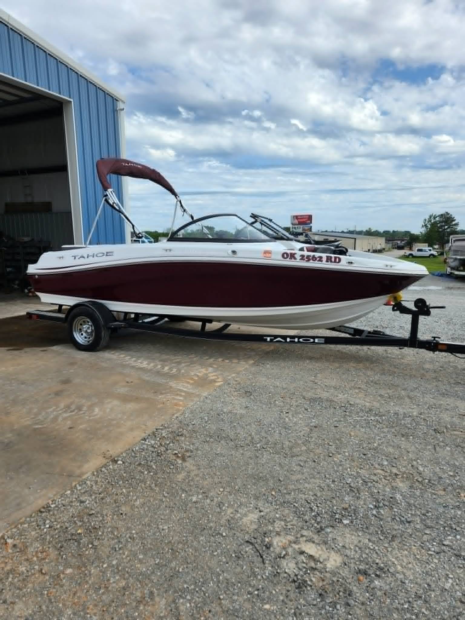 2021 TAHOE 500 TS WITH 250HP MERCUISER & TRAILER-2