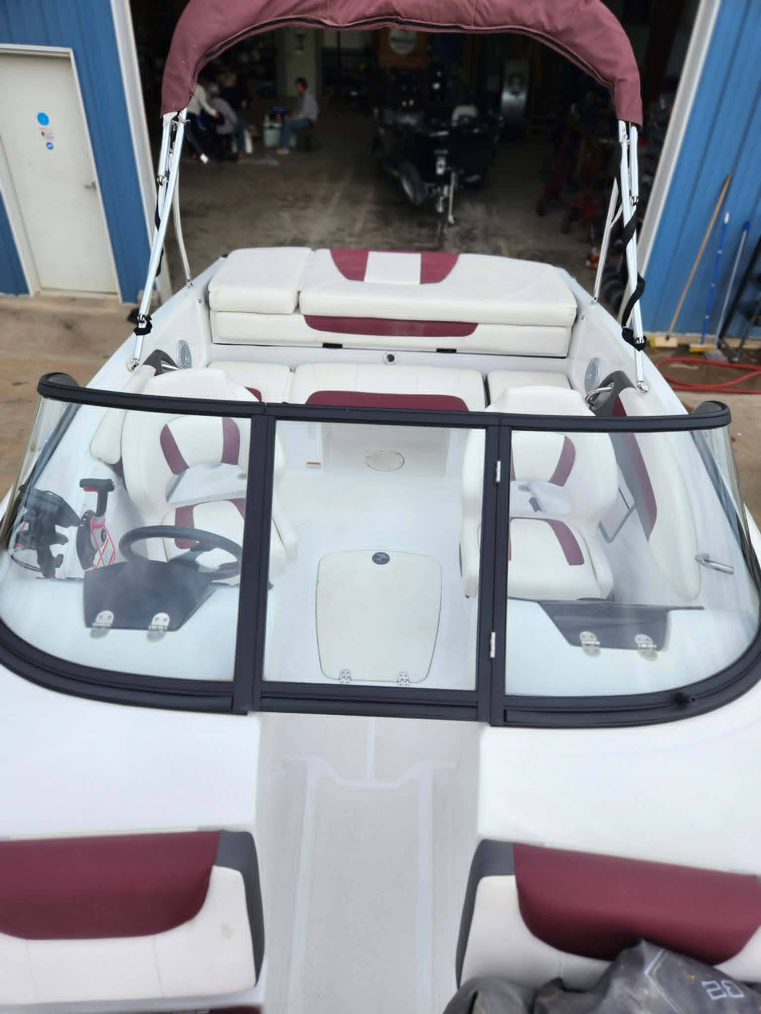2021 TAHOE 500 TS WITH 250HP MERCUISER & TRAILER-10