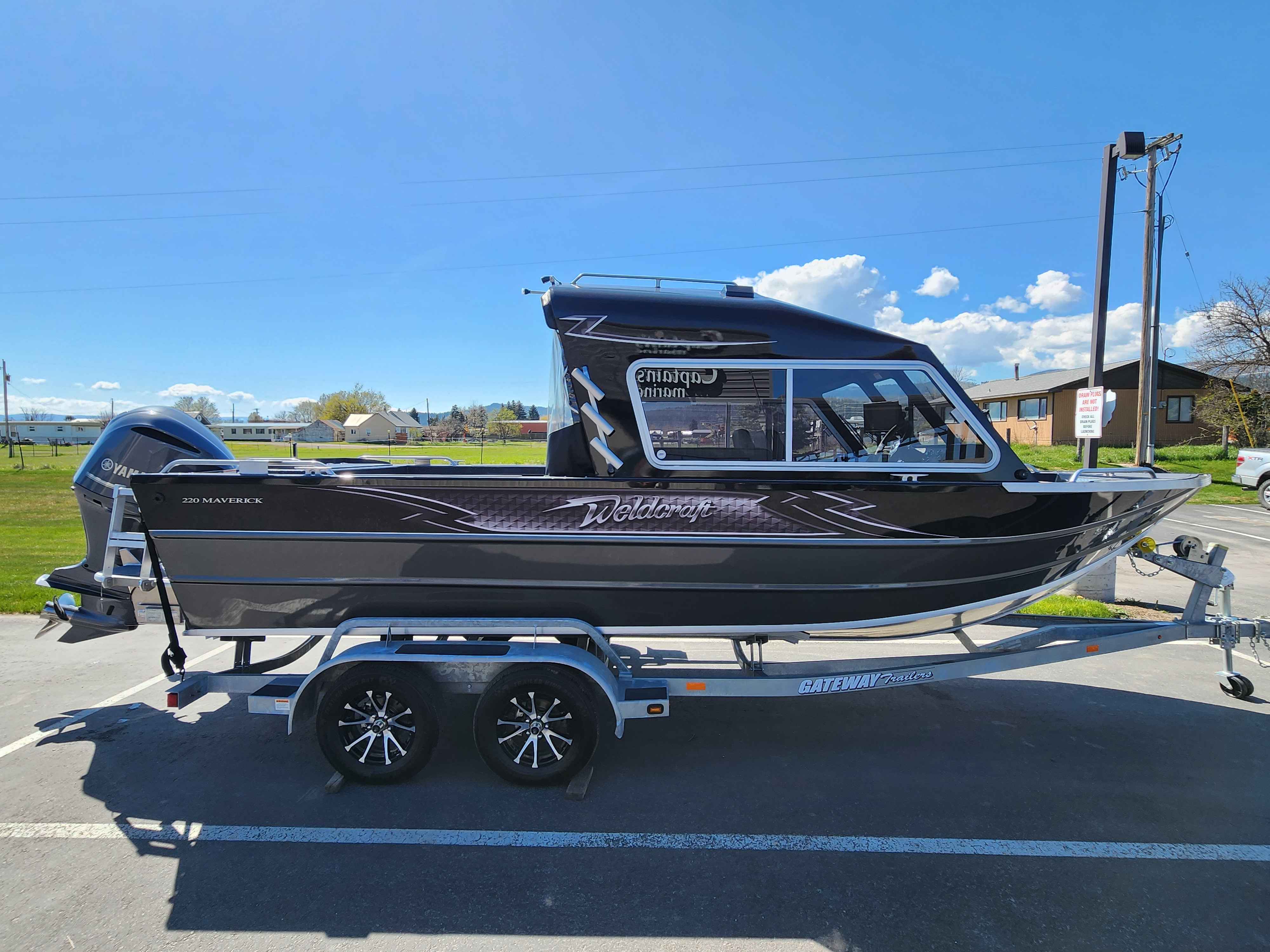 dummy-boat-img