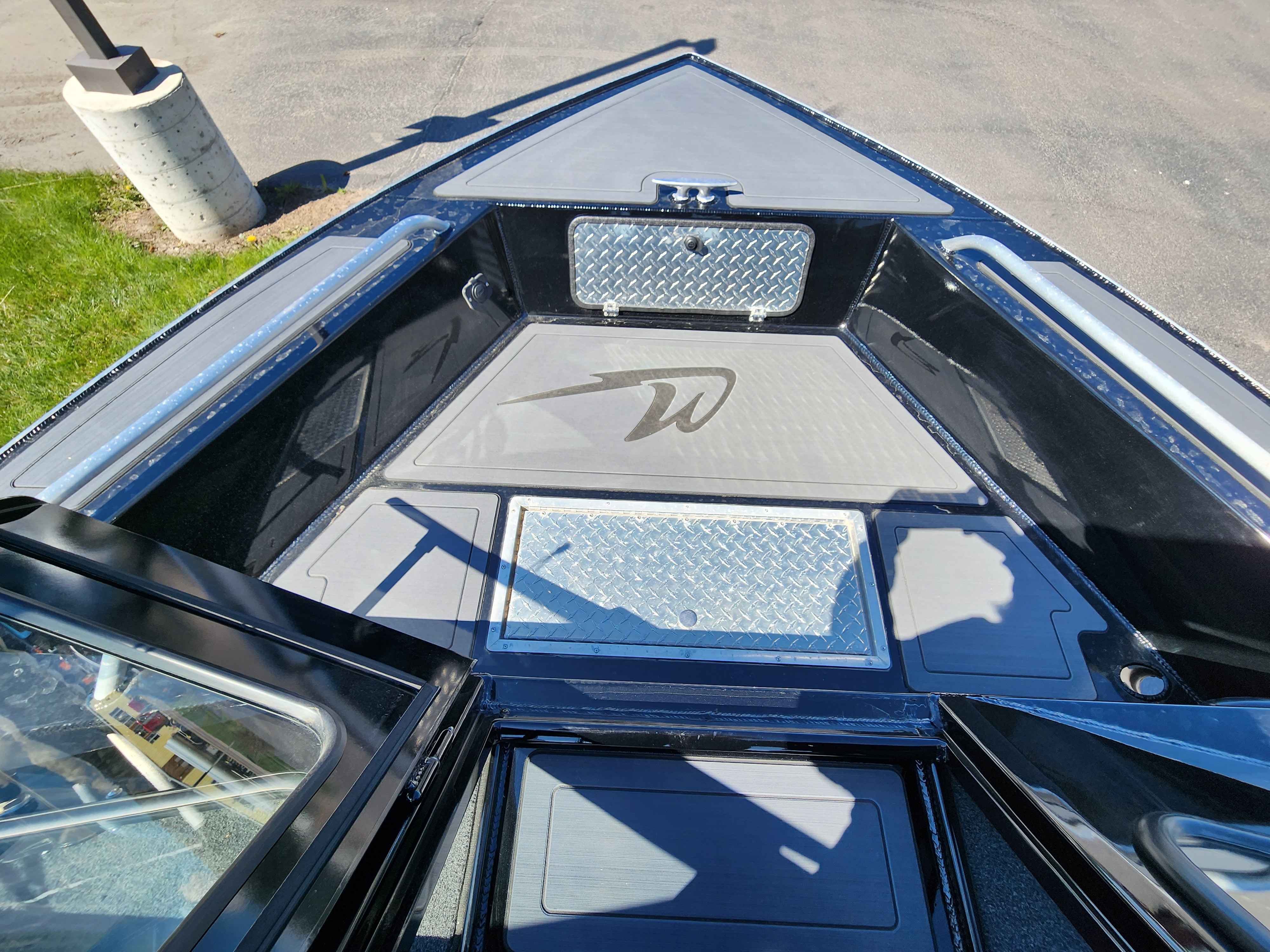 dummy-boat-img