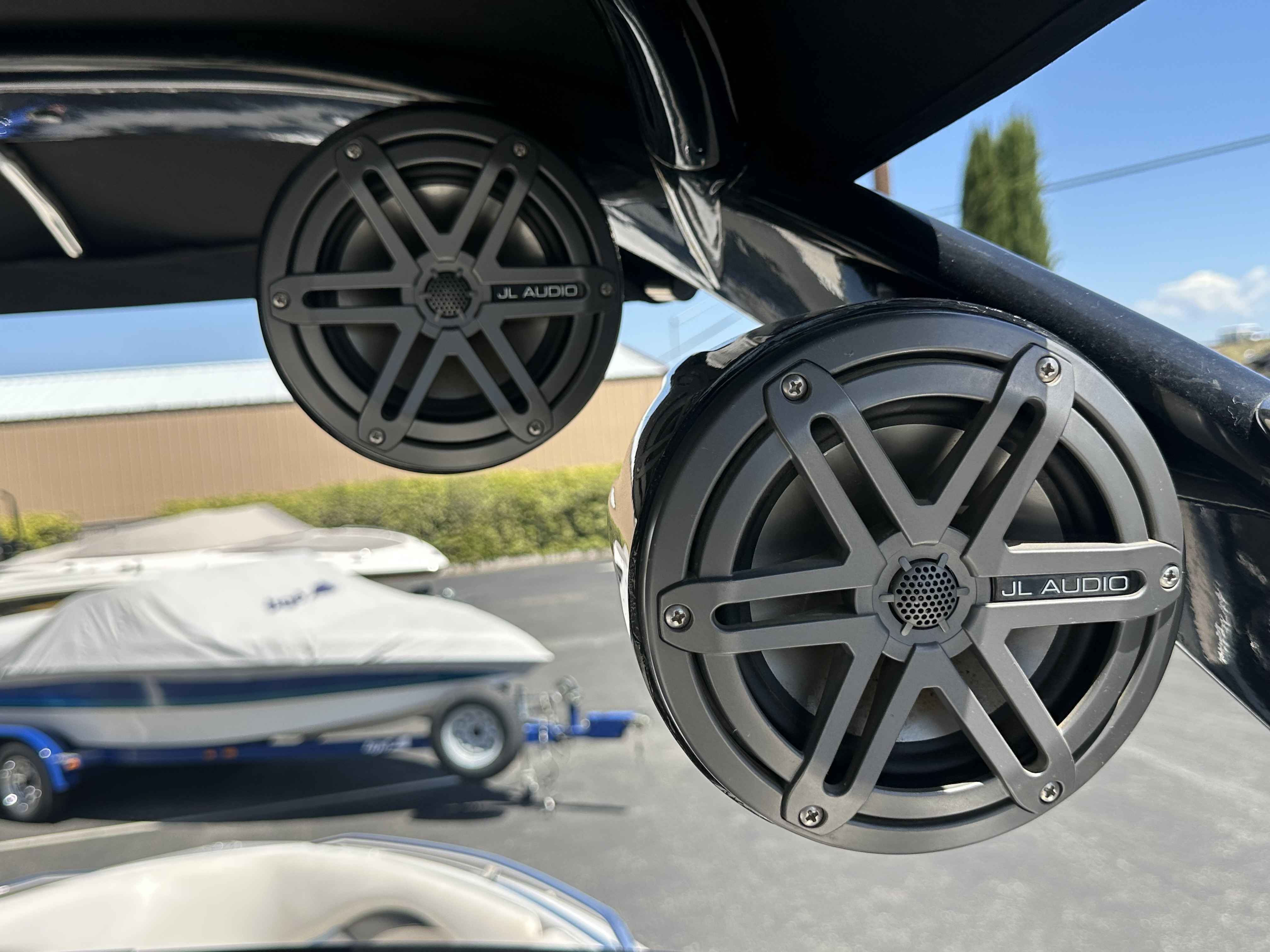 2008 Malibu 23 LSV-12