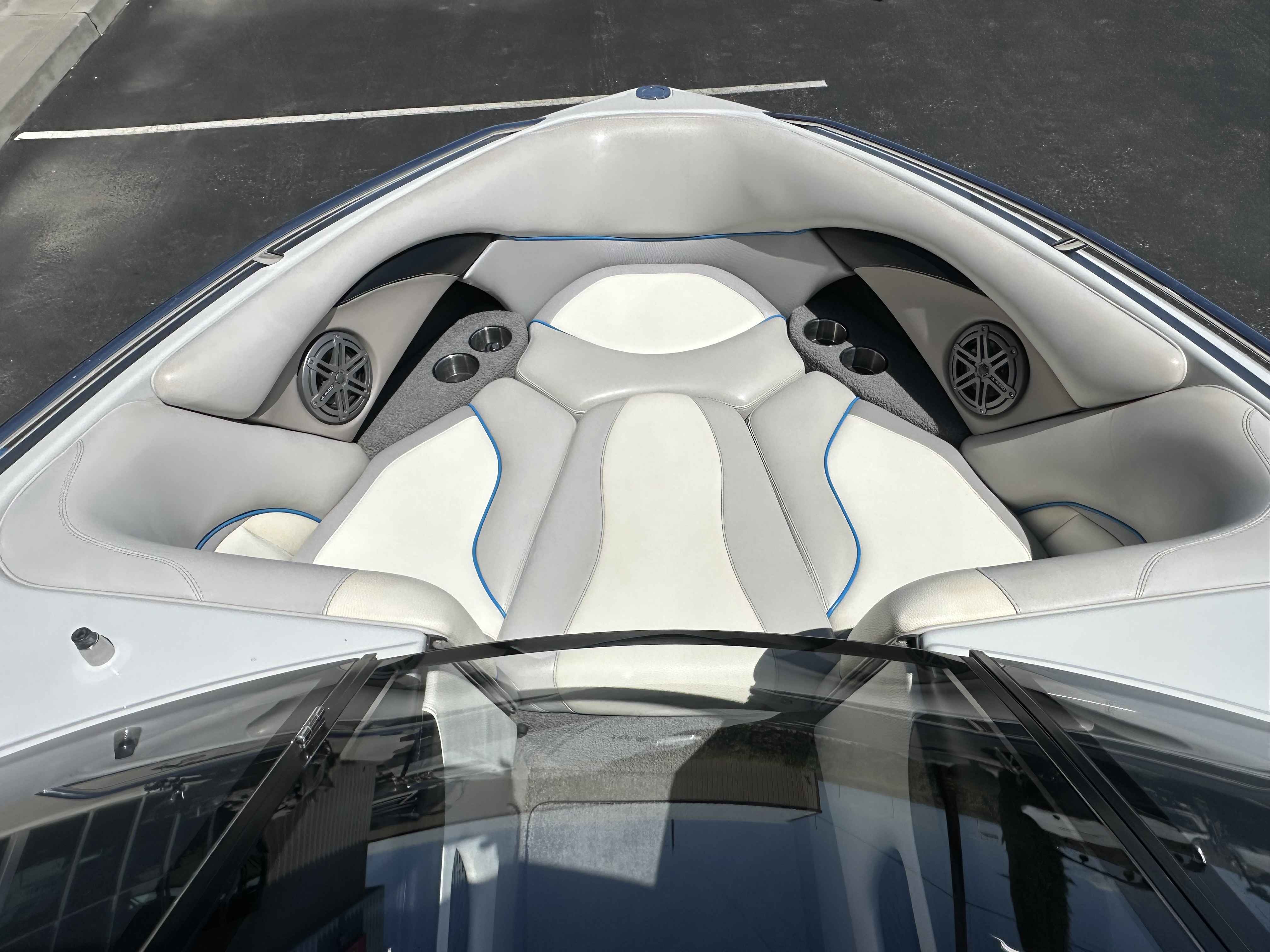 2008 Malibu 23 LSV-14