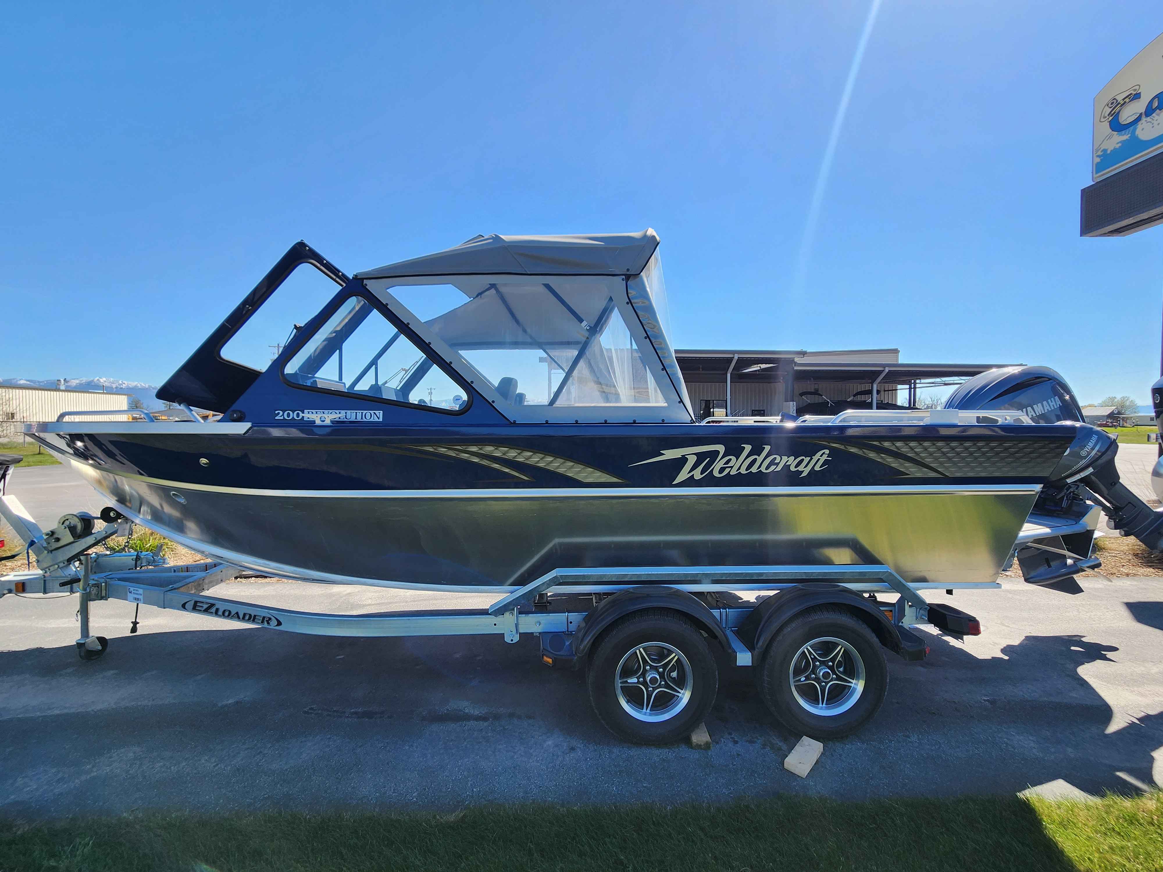 dummy-boat-img