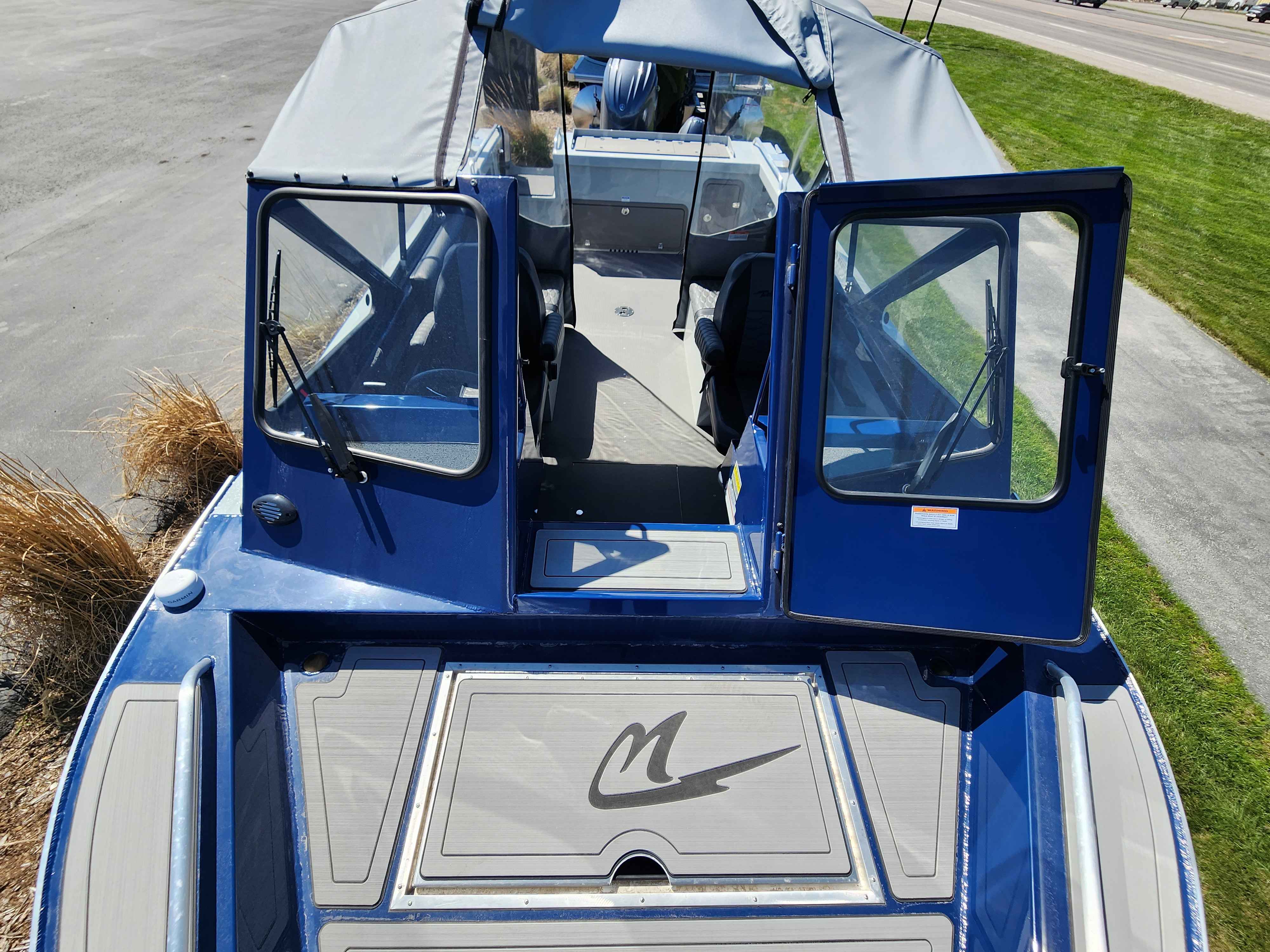 dummy-boat-img
