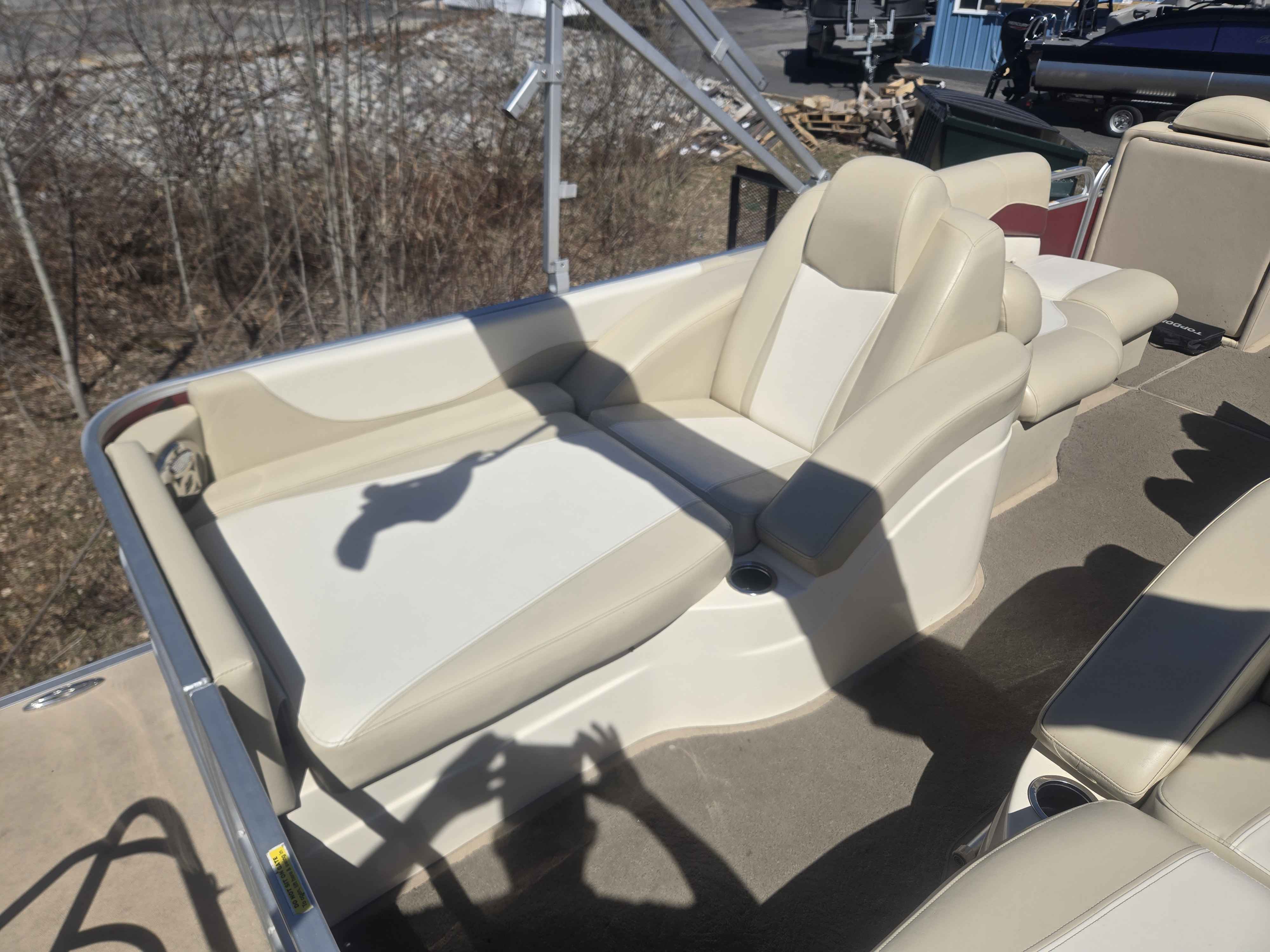2012 Godfrey Aqua Patio 240 SL-9