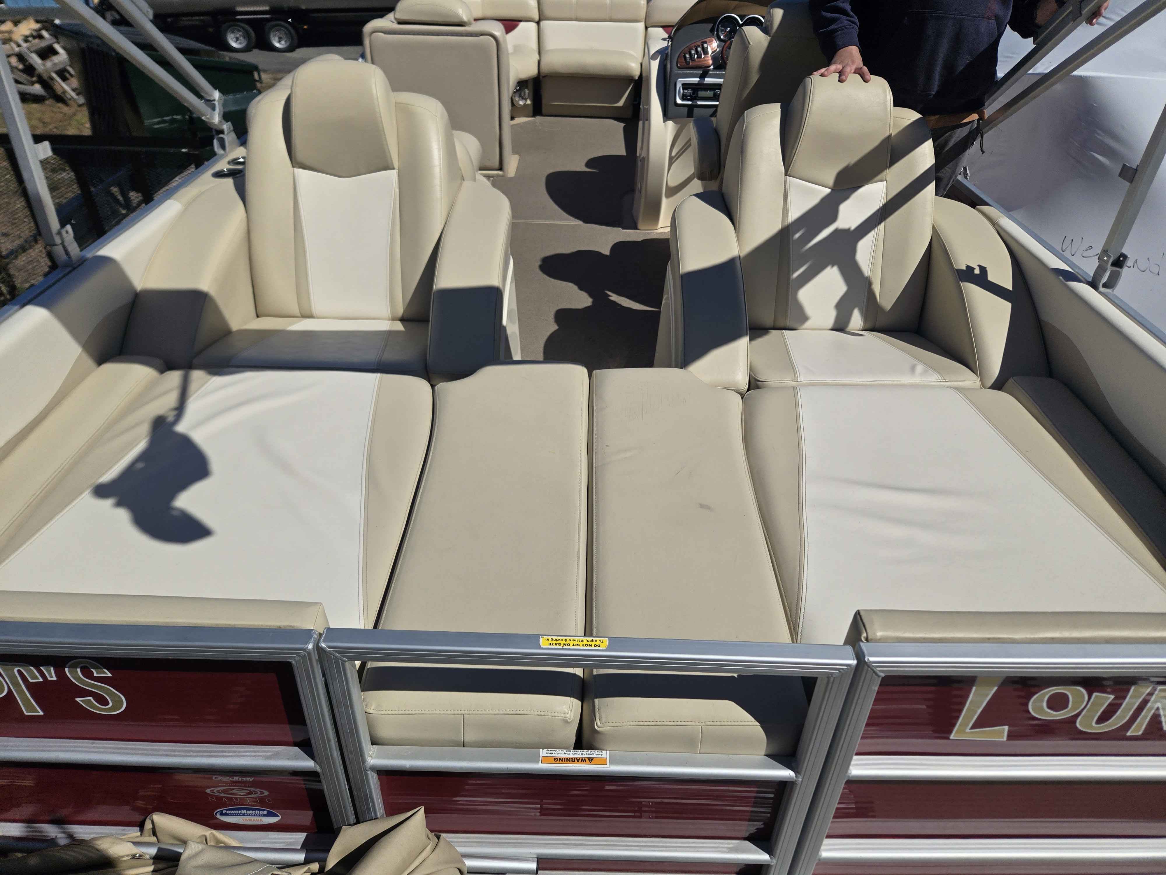 2012 Godfrey Aqua Patio 240 SL-18