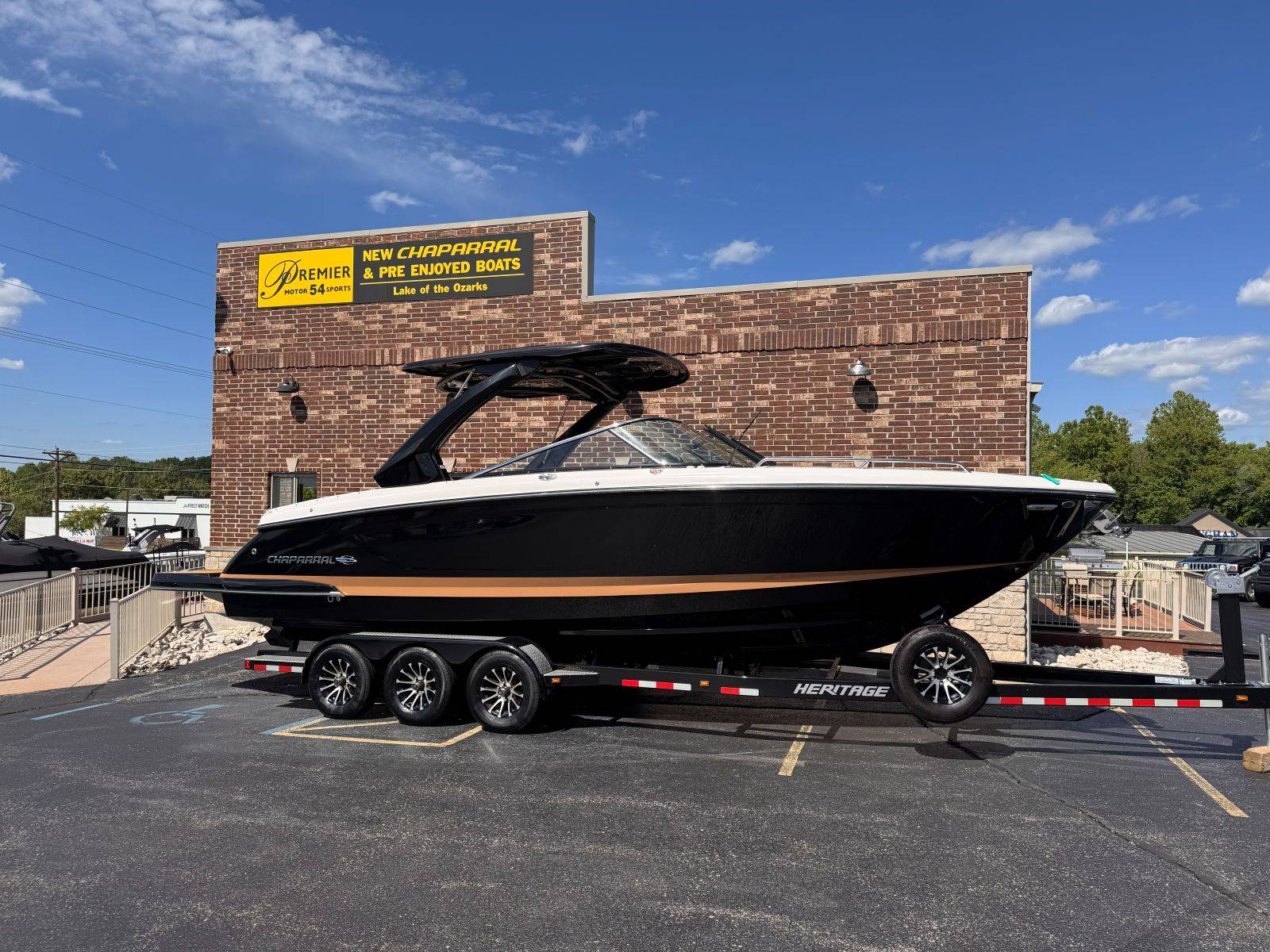 2024 Chaparral 307 SSX