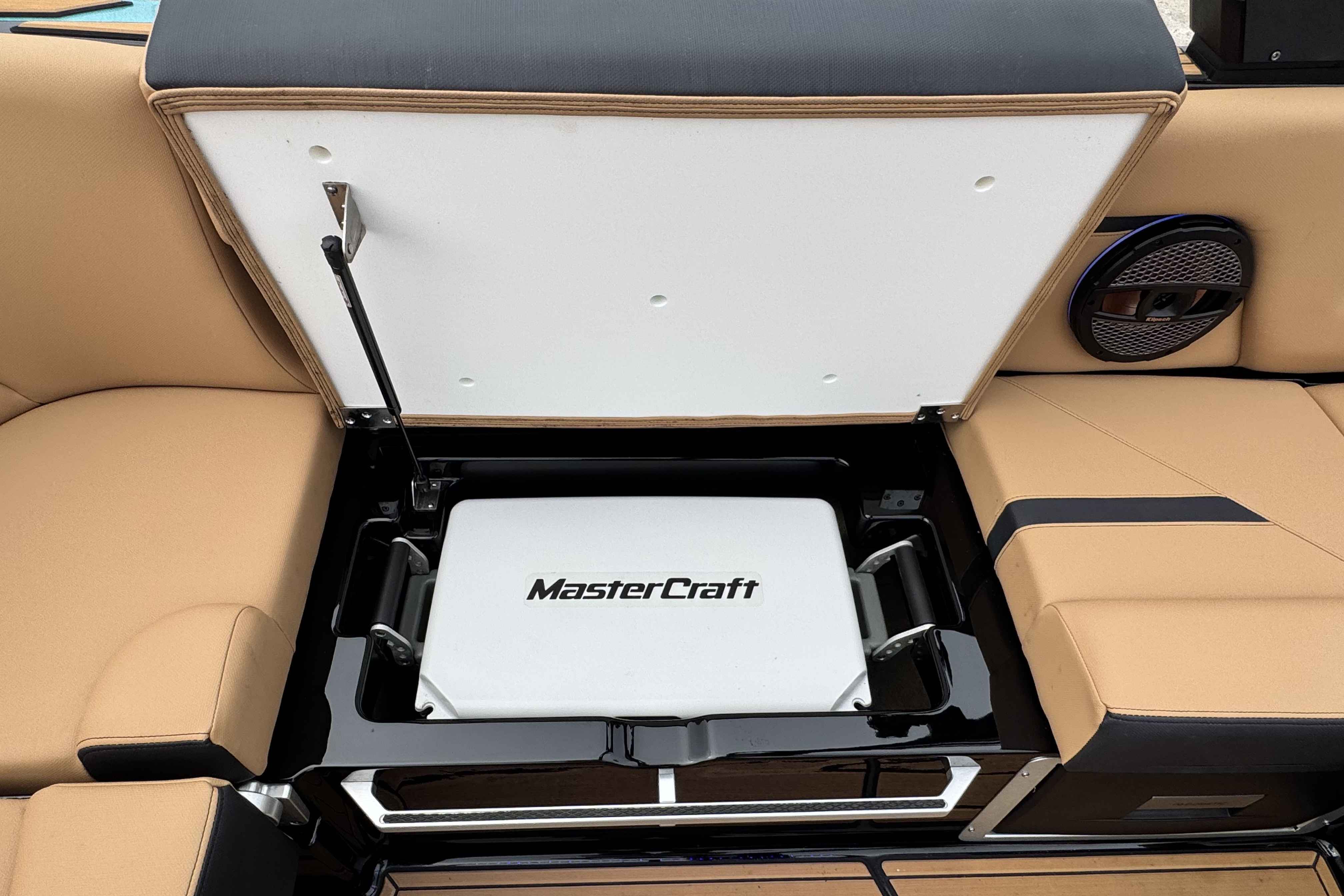 2025 Mastercraft X26-17